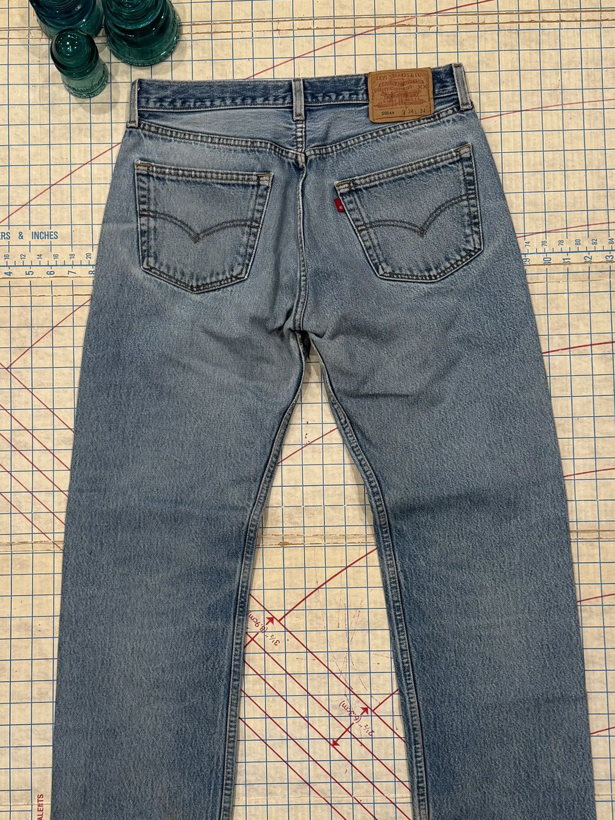 Levi's Vintage Levi’s 501 Jeans Mens Size 34x30 Nice Fade and Wear Size US 34 / EU 50 - 11 Thumbnail