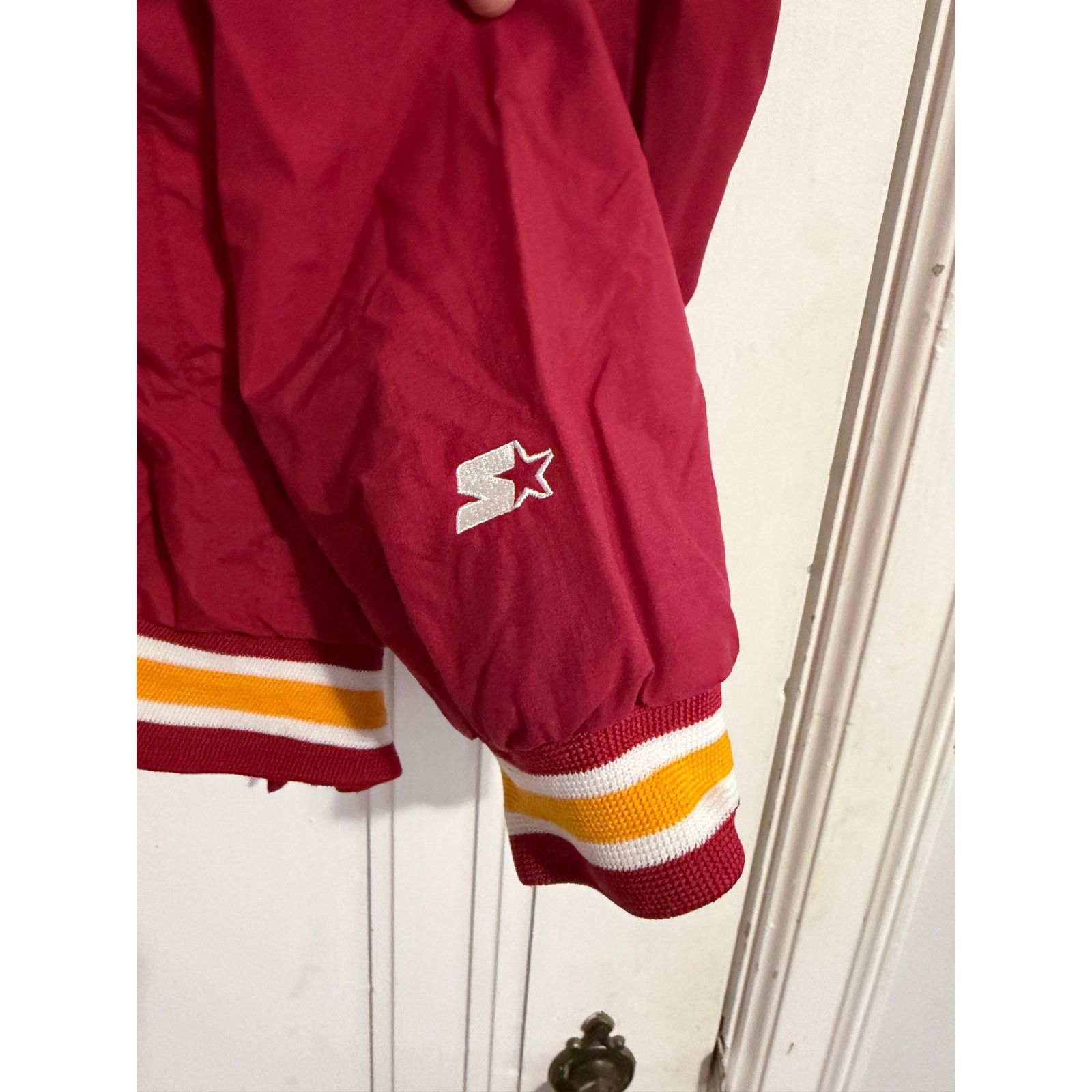 Starter Retro Minnesota Gophers Starter Windbreaker Jacket Size XL Size US XL / EU 56 / 4 - 4 Thumbnail