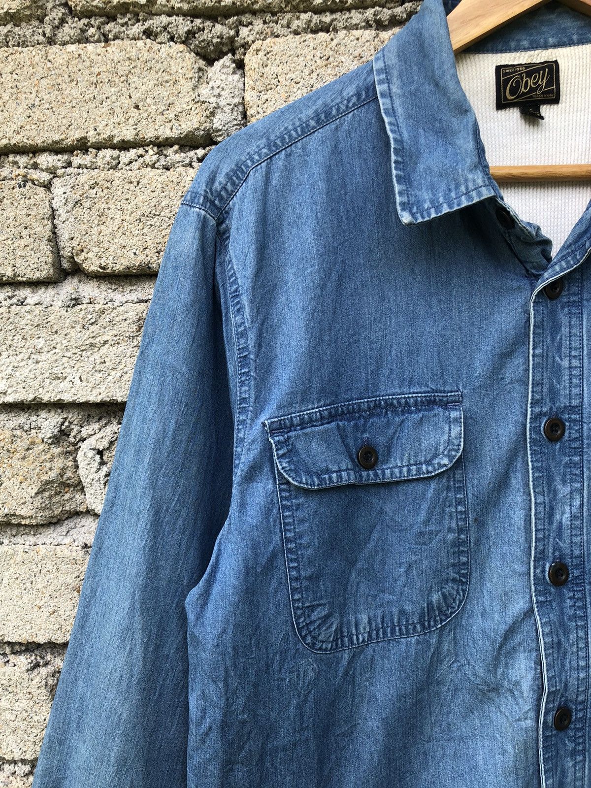 Obey Vintage Obey Thermal Buttons Jean Shirts Size US L / EU 52-54 / 3 - 7 Thumbnail