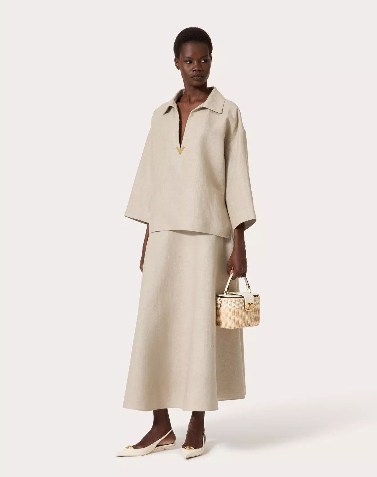 Valentino oc11z0725 Size:OS/Vlogo Signature Wicker Vanity Bag in Beige Size ONE SIZE - 8 Thumbnail