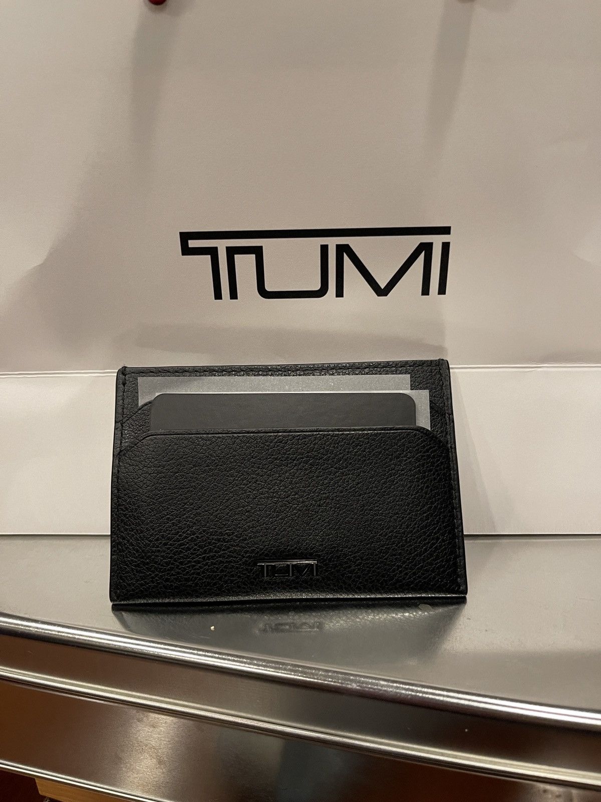 Tumi NWT TUMI Nassau SLG Money Clip Card Case black TextureWallet Size ONE SIZE - 1 Thumbnail