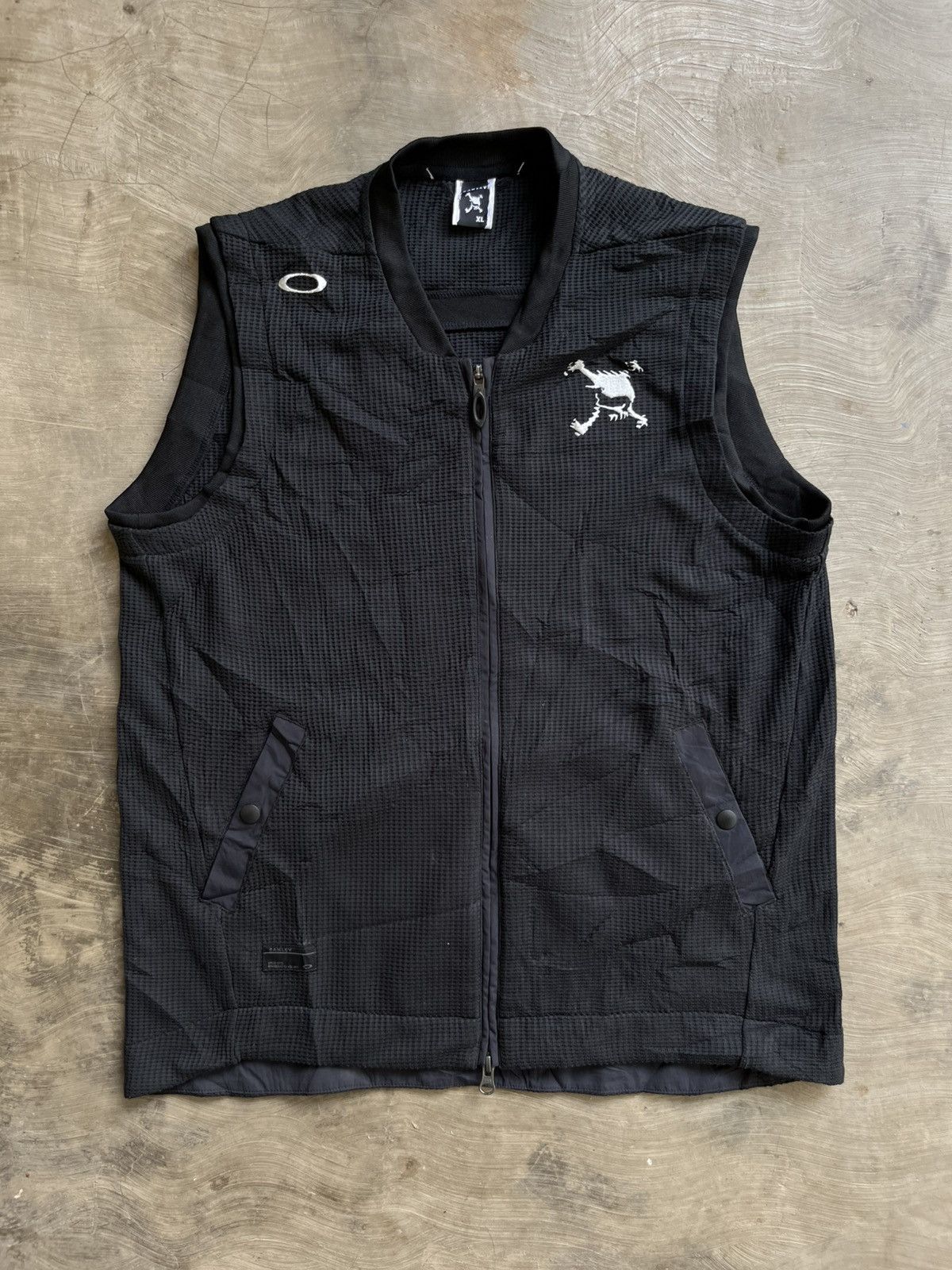 Oakley Oakley logo skull zipup vest Size US XL / EU 56 / 4 - 1 Thumbnail