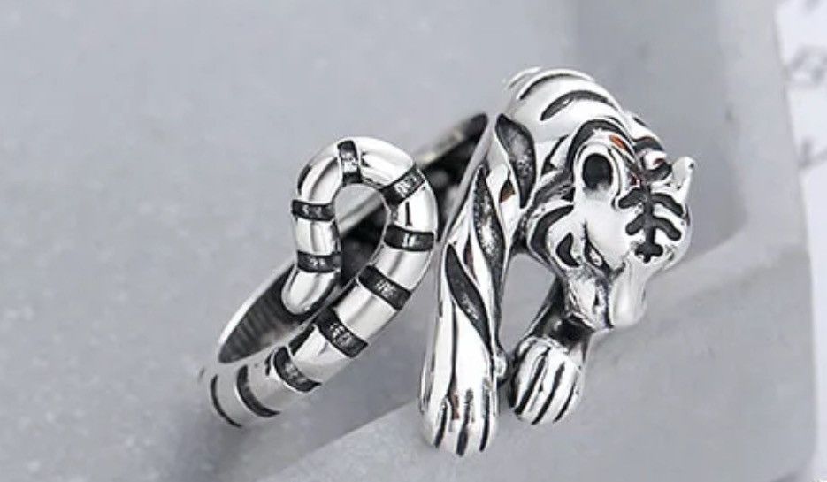 Jewelry × Vintage Ferocious Tiger Ring 🐅 Size ONE SIZE - 3 Thumbnail