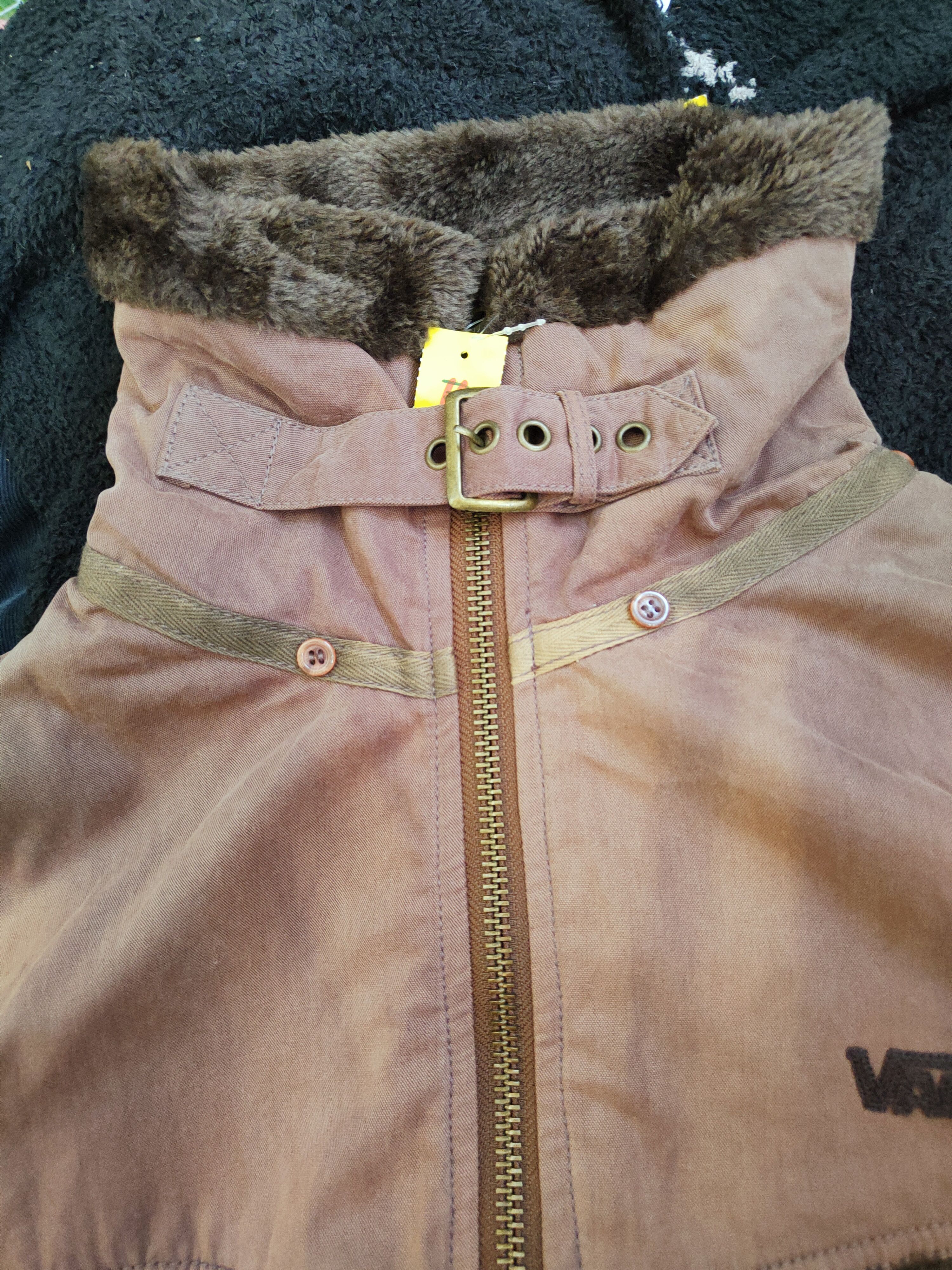 Japanese Brand × Vans × Vintage Vans Dark Brown Faded Sweater Jackets #W264 Size US L / EU 52-54 / 3 - 4 Thumbnail