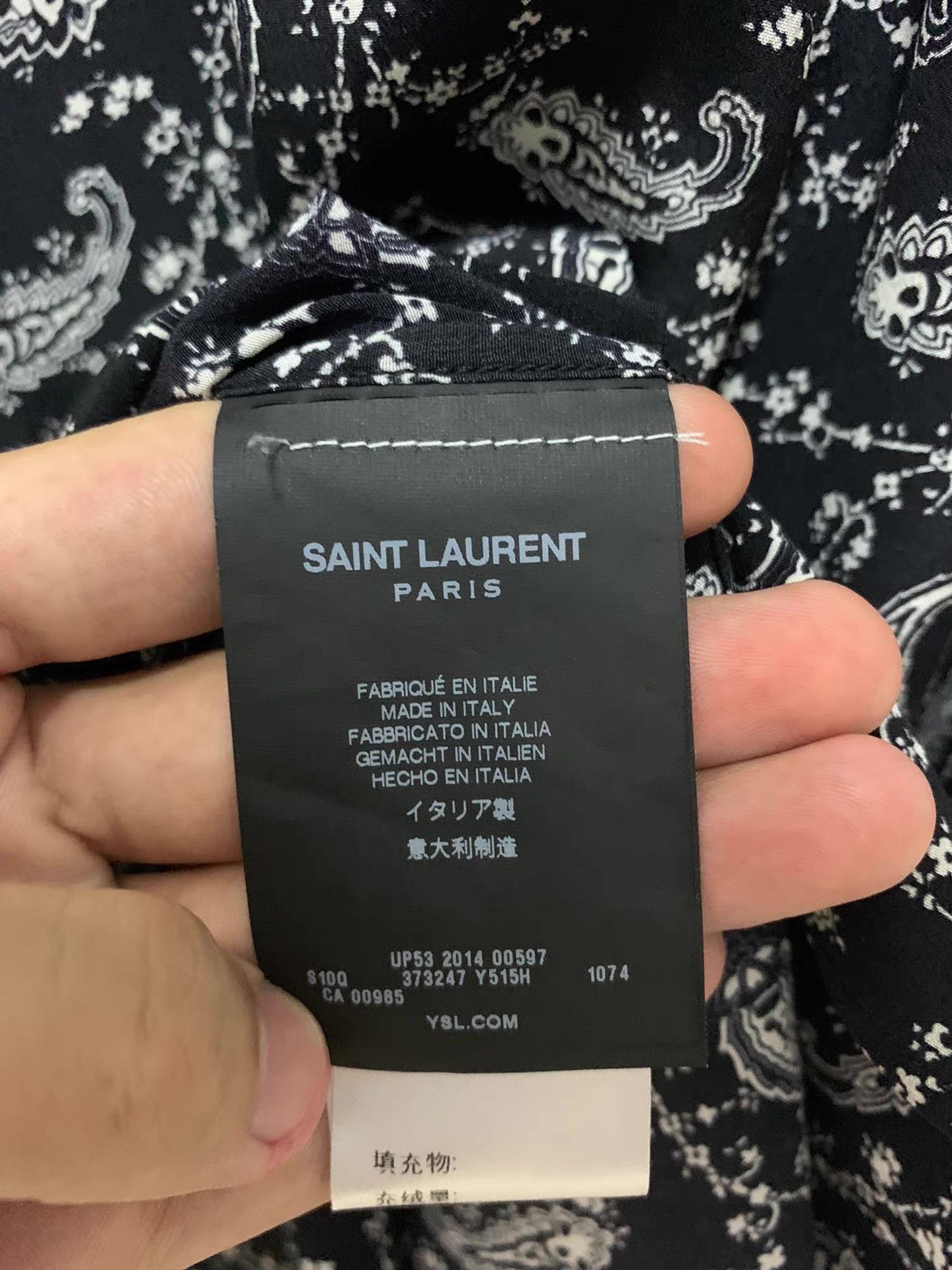Saint Laurent Paris Saint Laurent SLP 15SS Silk Black &White Paisley Shirt Q12 Size US XS / EU 42 / 0 - 6 Thumbnail