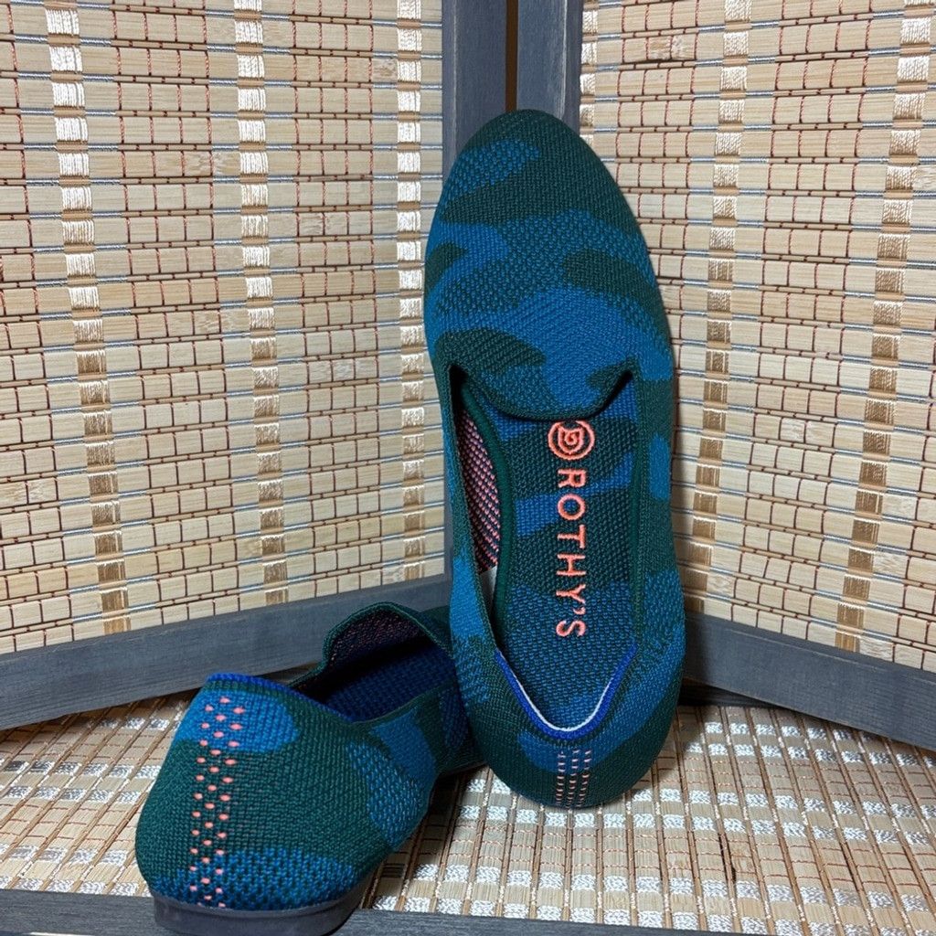Rothy's Rothy's Stylish Blue and Green Flats Size US 6.5 / IT 36.5 - 1 Thumbnail