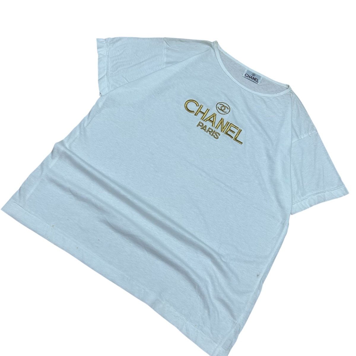 Vintage Vintage CHANEL Embroidered Tshirt Size US M / EU 48-50 / 2 - 4 Thumbnail