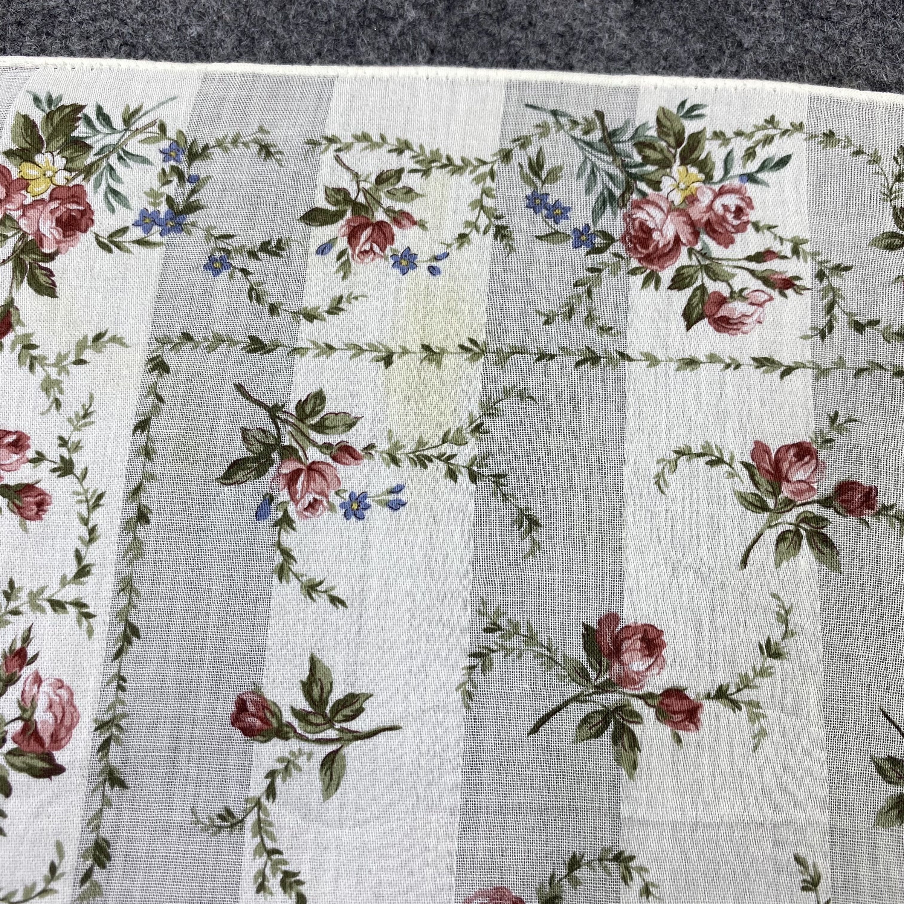 Laura Ashley Laura Ashley Handkerchief Neckerchief Bandana-B1582 Size ONE SIZE - 8 Thumbnail