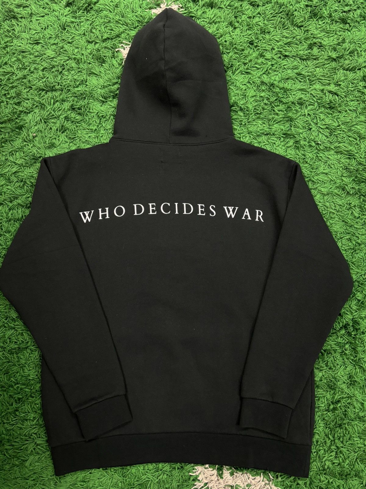 Who Decides War Who decides war Mrdr Brvdo hoodie medium Size US M / EU 48-50 / 2 - 2 Thumbnail