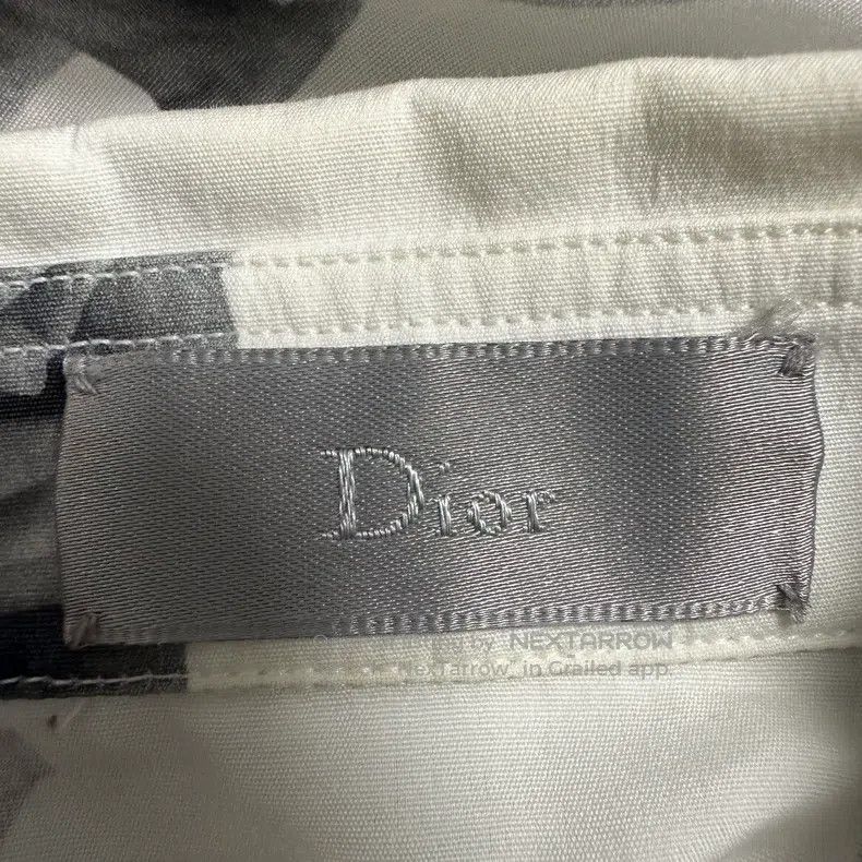 Dior Dior Size 37 White rose full print shirt Size US XXS / EU 40 - 4 Thumbnail
