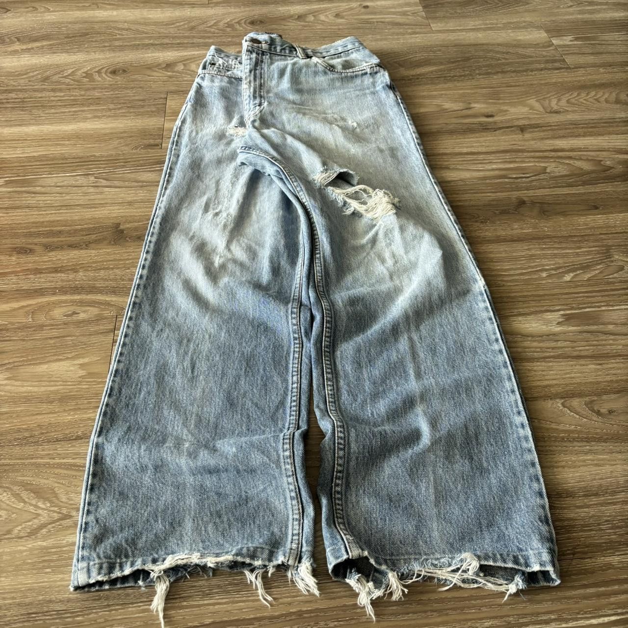 Japanese Brand Crazy Vintage Y2K/2000s Grunge Light Wash Distressed Denim Jeans! 34x30 Size US 34 / EU 50 - 3 Thumbnail