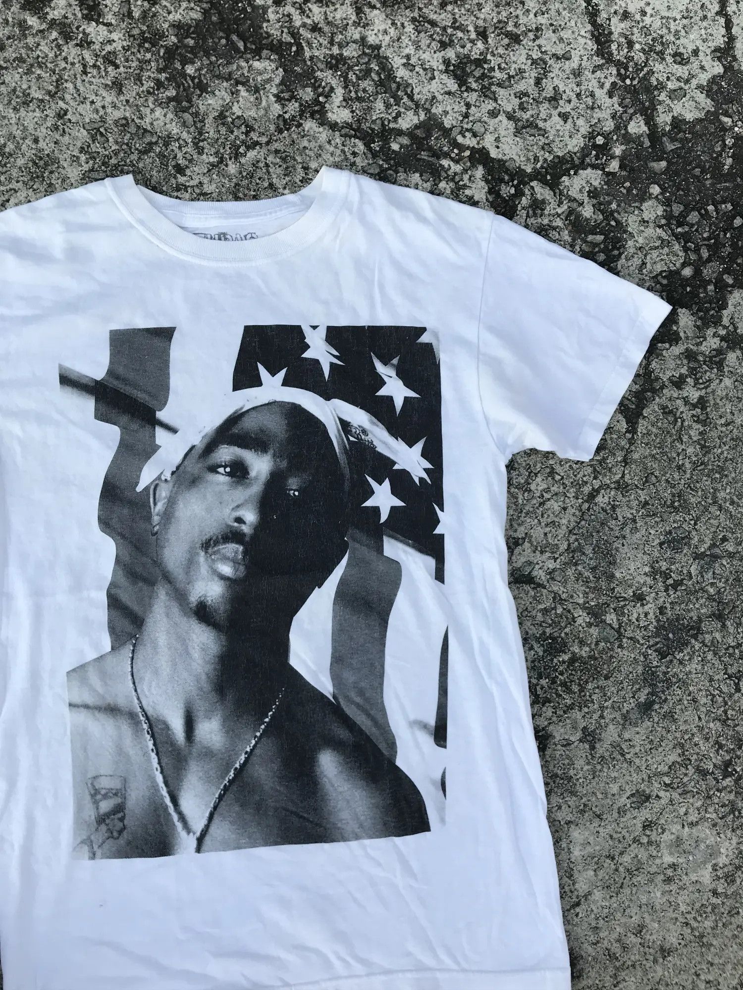 Rap Tees Vintage Tupac Shakur Big Logo Tee Size US S / EU 44-46 / 1 - 2 Thumbnail