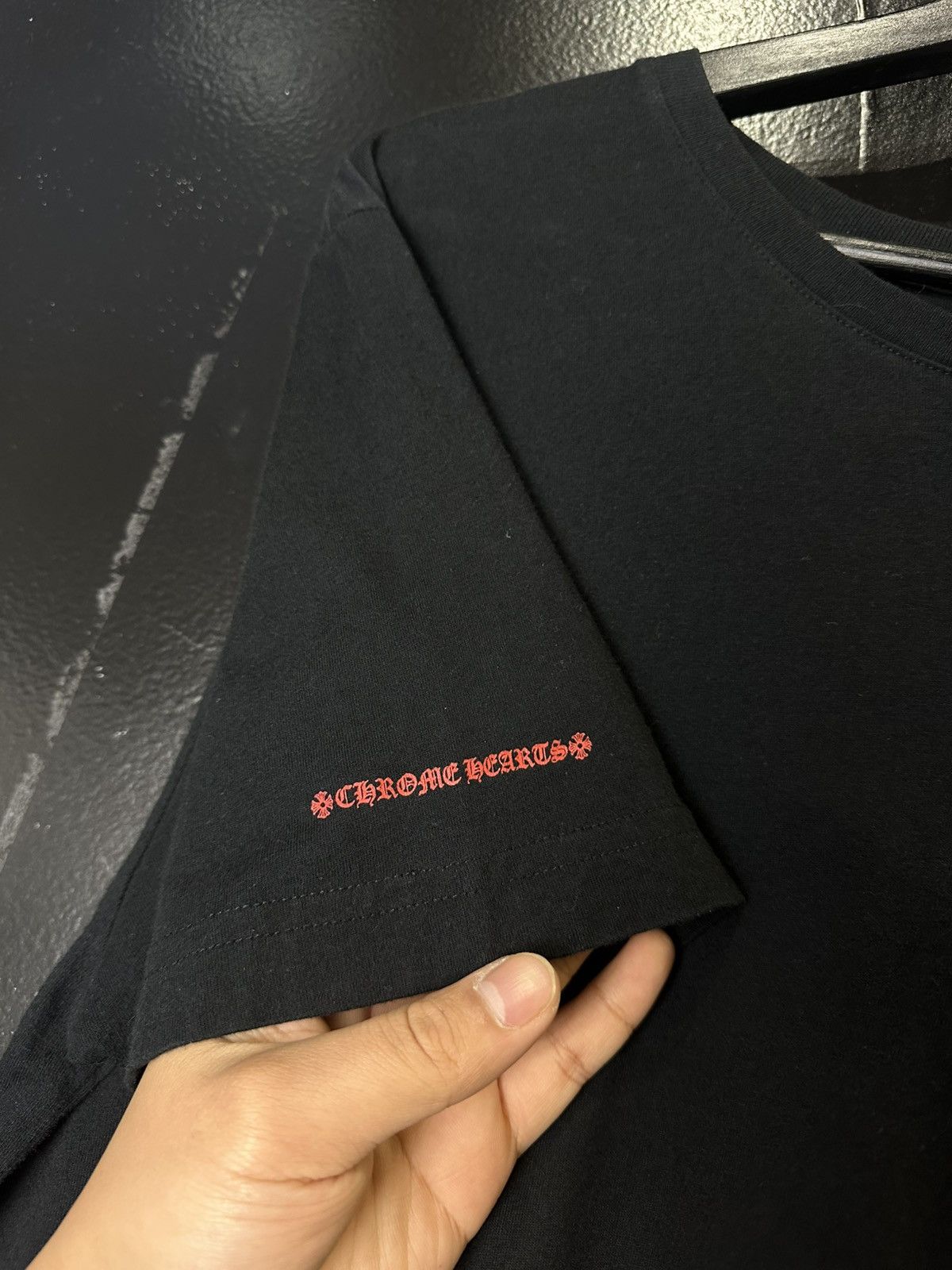 Chrome Hearts Chrome Hearts Horseshoe Scroll Logo Pocket Tee Size US L / EU 52-54 / 3 - 6 Thumbnail
