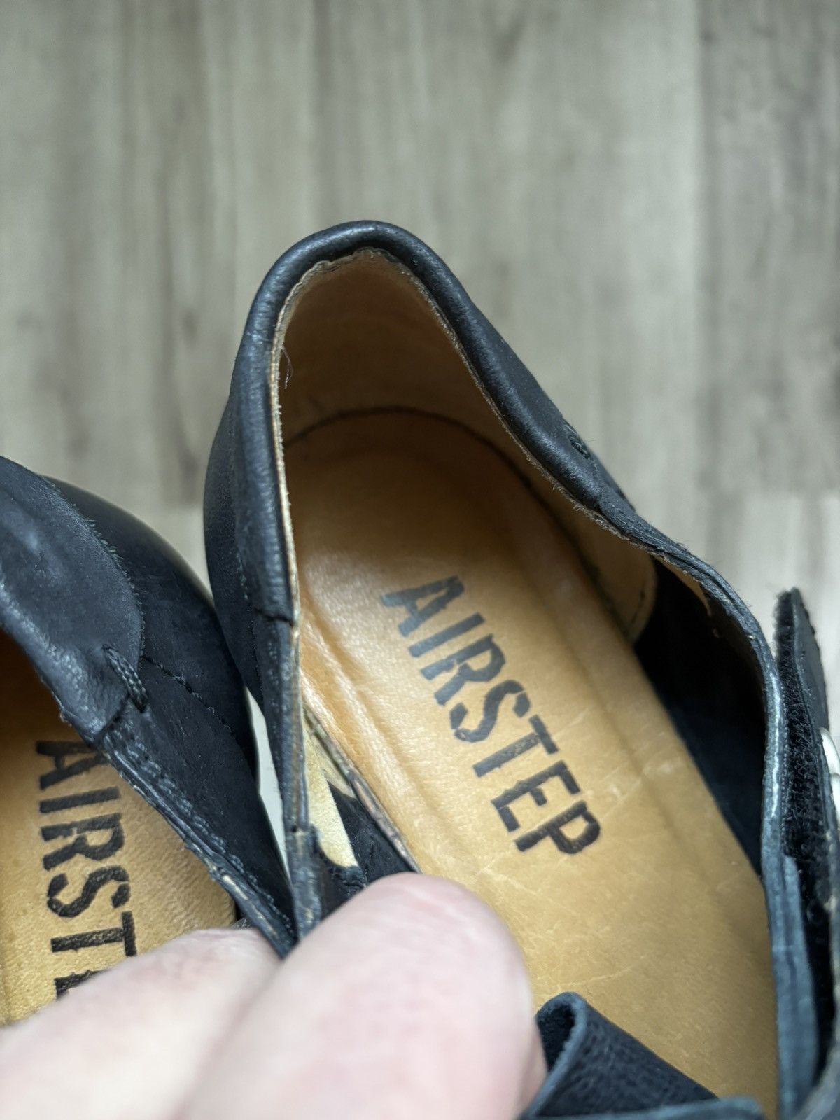 A.S.98 A.S. 98 (AirStep) Leather Studded Low-Heel Shoes – Black Size US 6.5 / IT 36.5 - 8 Thumbnail
