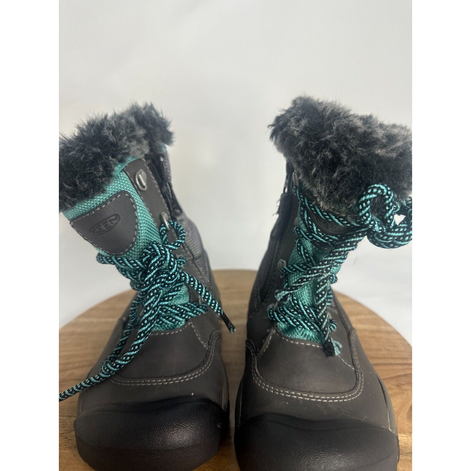 KEEN Keen Boots Size 11 Youth Winter Faux Fur Lined Speed Lace Size US 11 / IT 41 - 3 Thumbnail