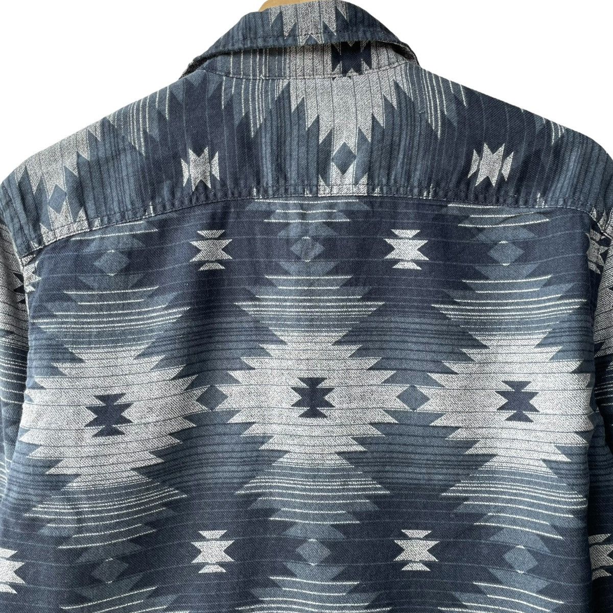American Eagle Outfitters American Eagle Outfitters Native Navajo Casual Shirt Size US S / EU 44-46 / 1 - 4 Thumbnail