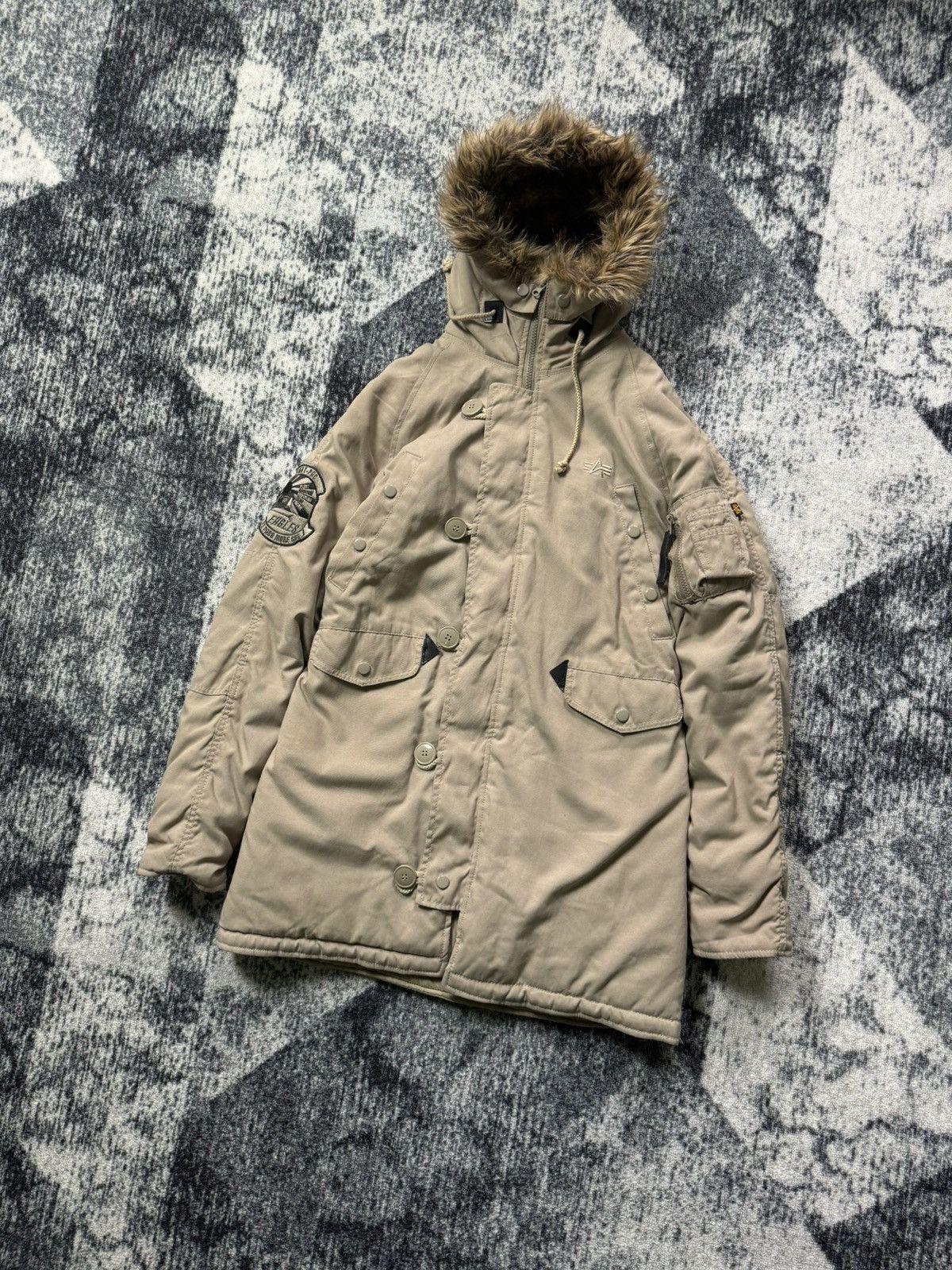 Alpha Industries × Vintage Vintage Alpha Industries Diwn Jacket Parkas Faux Fur Size S / US 4 / IT 40 - 1 Thumbnail
