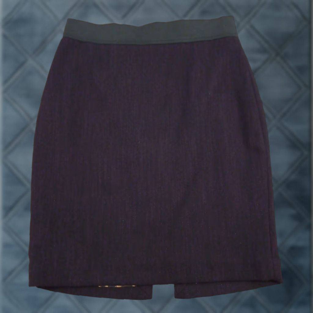 Express Express Skirt Women Knee Length Purple Lined Slit Pencil 8 Size Regular Polyester Rayon Spandex Button Zip N/A Size 30" / US 8 / IT 44 - 1 Thumbnail