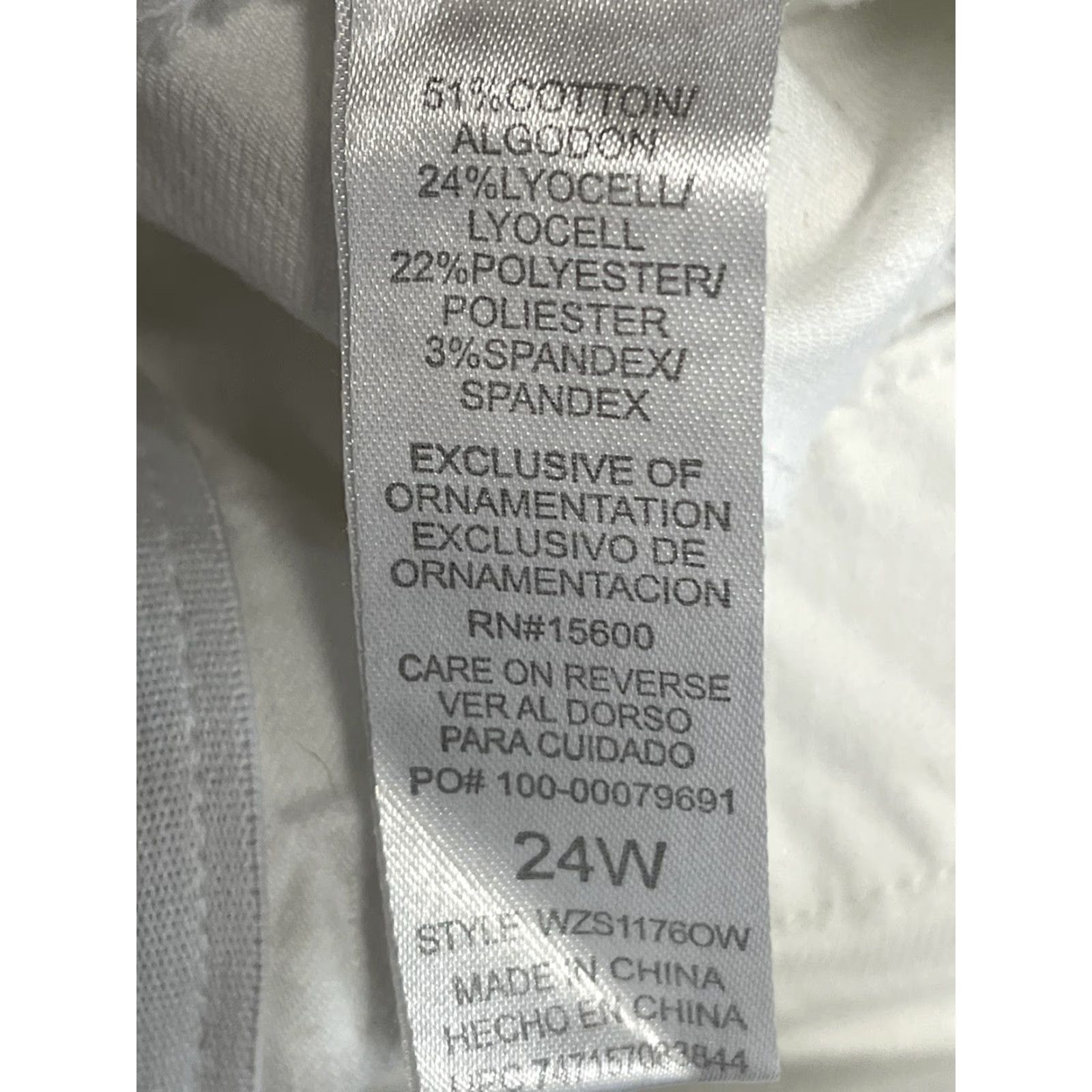 Vintage Democracy Absolution Cropped Capri White Jeans Sz 24W Plus GUC Size 42" / US 20 - 5 Thumbnail