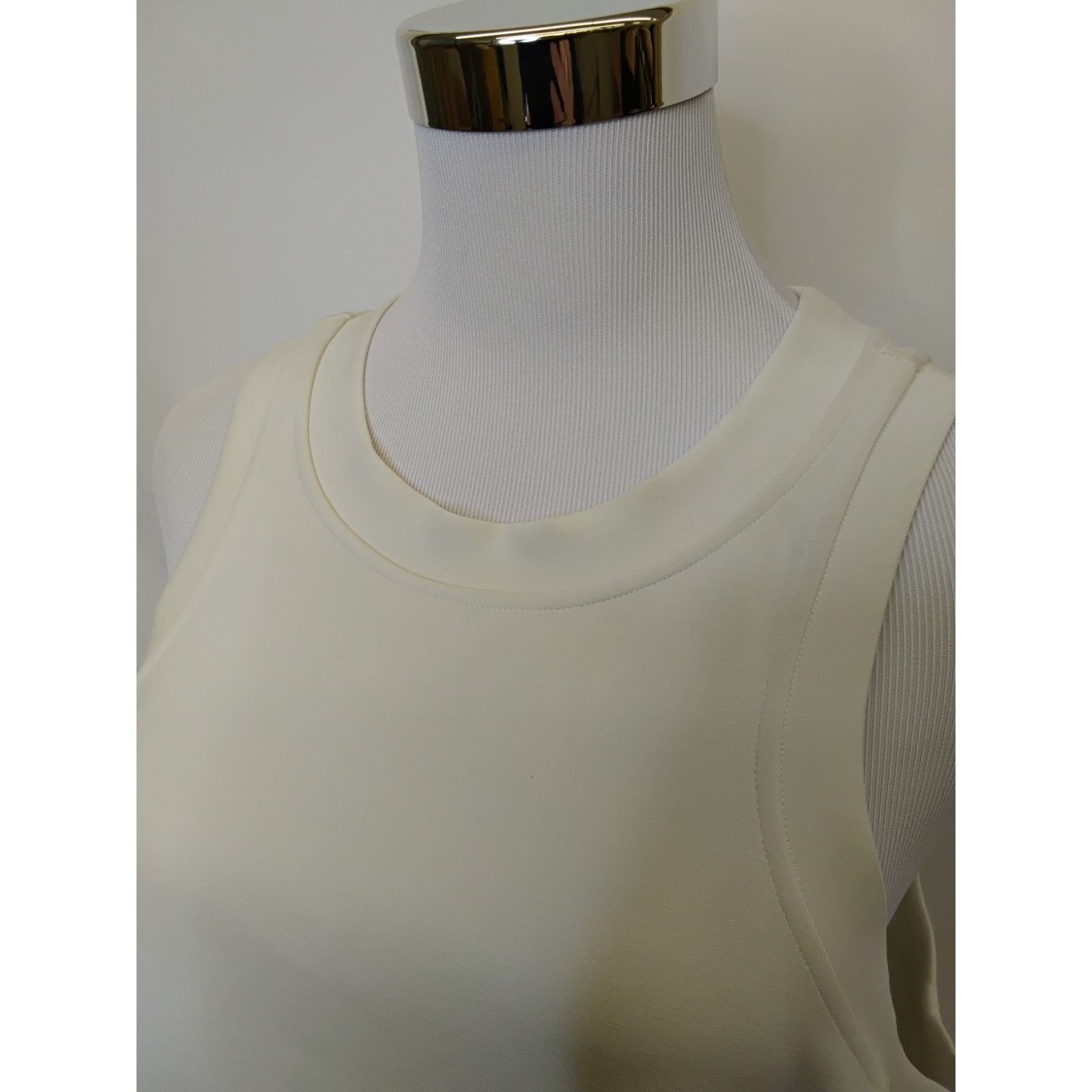 Lululemon Lululemon Nulux Dress Women's 10 White Tank Dress Athletic Size L / US 10 / IT 46 - 4 Thumbnail
