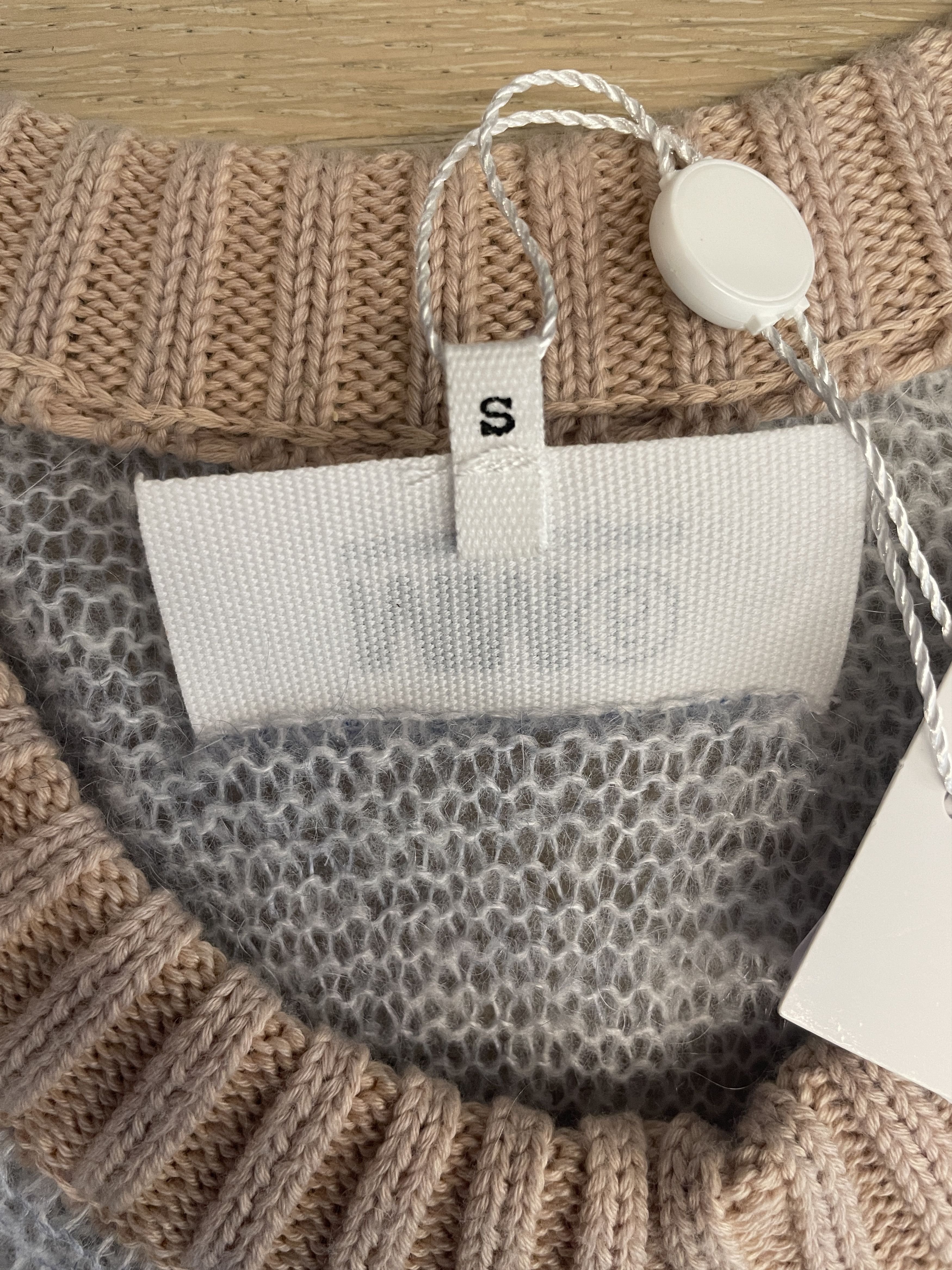 Maison Margiela $850 Maison Margiela Oversized Knitted Dress Size S / US 4 / IT 40 - 9 Thumbnail