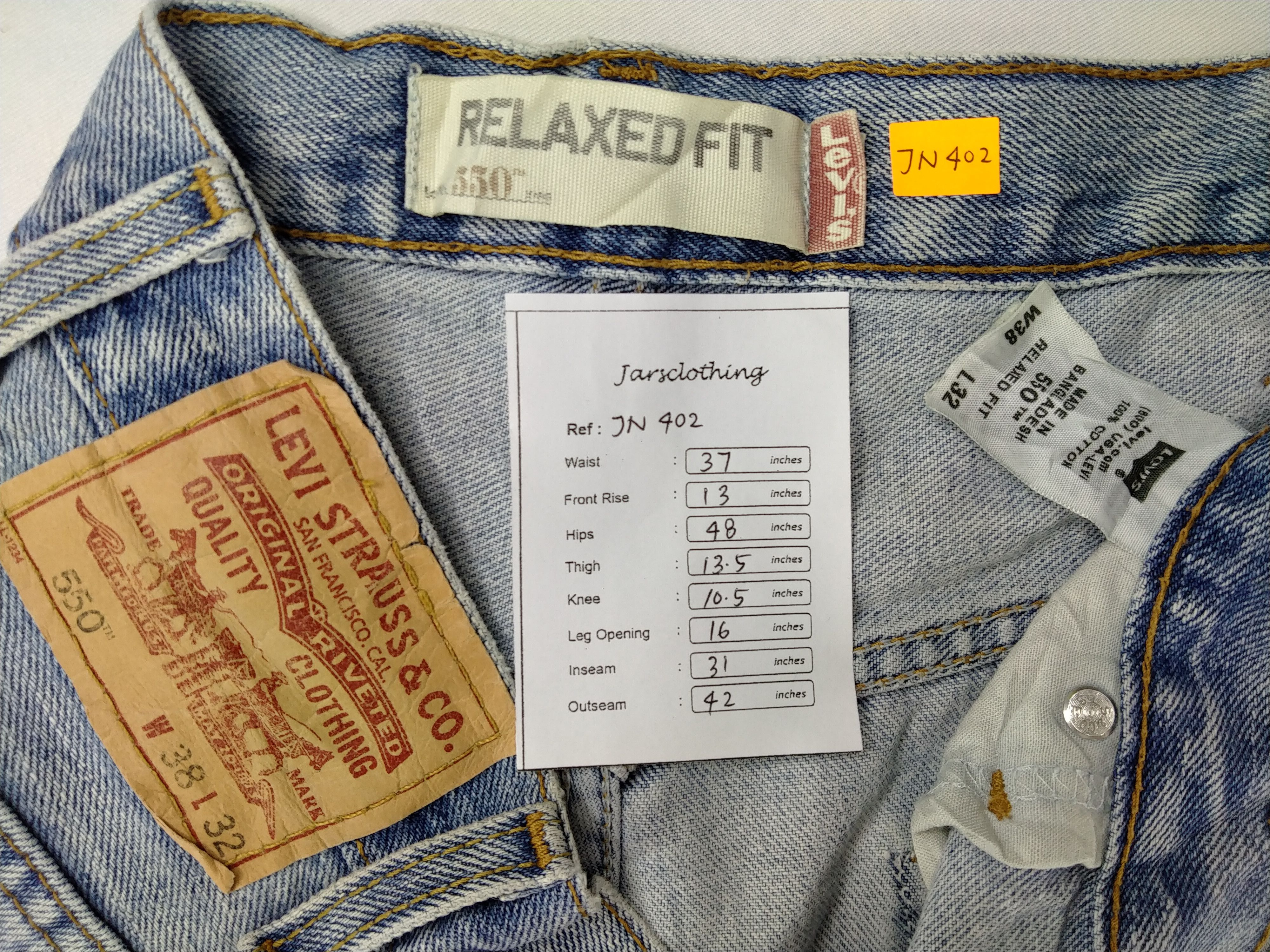 Levi's Light Wash Vintage Levi's 550 Relaxed Fit Denim -JN402 Size US 37 - 10 Thumbnail