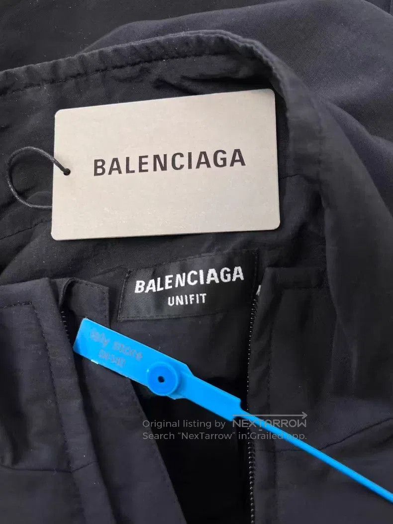 Balenciaga Balenciaga Plain color logo print zip-up stand collar spor Size US L / EU 52-54 / 3 - 5 Thumbnail