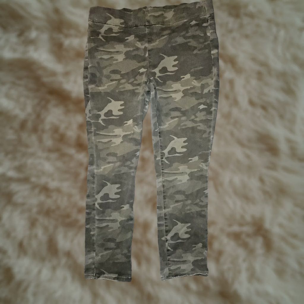 NYDJ NYDJ Pants Women's 12 Green Camouflage Pull On Ankle Mid Rise Stretch Casual Active Shirt Size 34" / US 12 / IT 48 - 1 Thumbnail