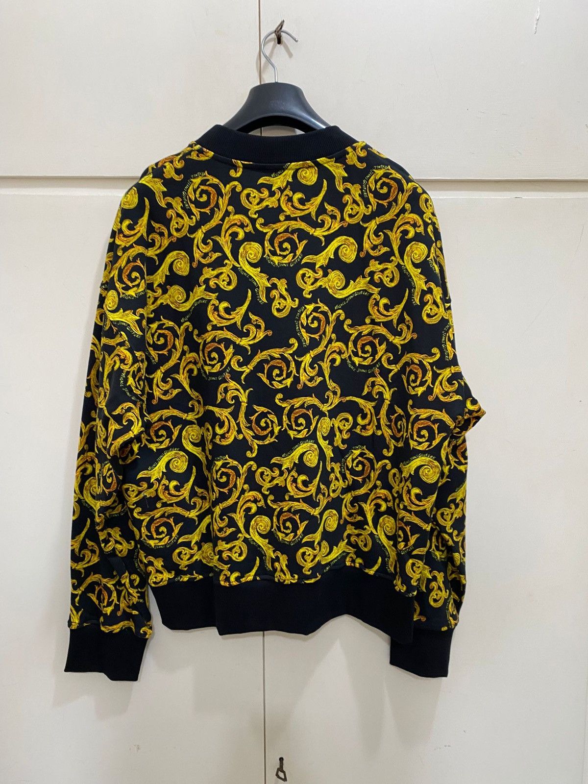 Versace Jeans Couture Versace Jeans Culture Sweatshirt Print Sketch Couture size M Size US M / EU 48-50 / 2 - 11 Thumbnail