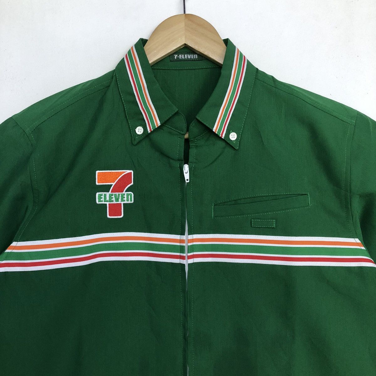 Japanese Brand Vintage 7 Eleven Japan Uniform Store Shirt Size US M / EU 48-50 / 2 - 3 Thumbnail
