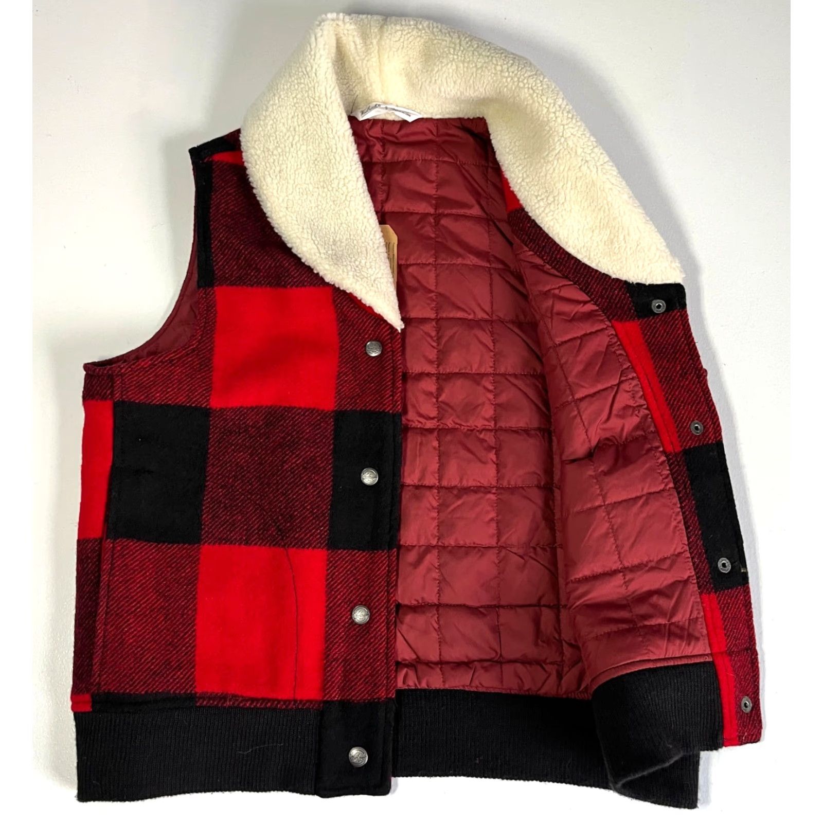 Vintage Woolrich Women's Vest Wool Blend NWT Giant Buffalo Size S Red Black Plaid Outdoor Pockets Vest Mens? Size S / US 4 / IT 40 - 6 Thumbnail