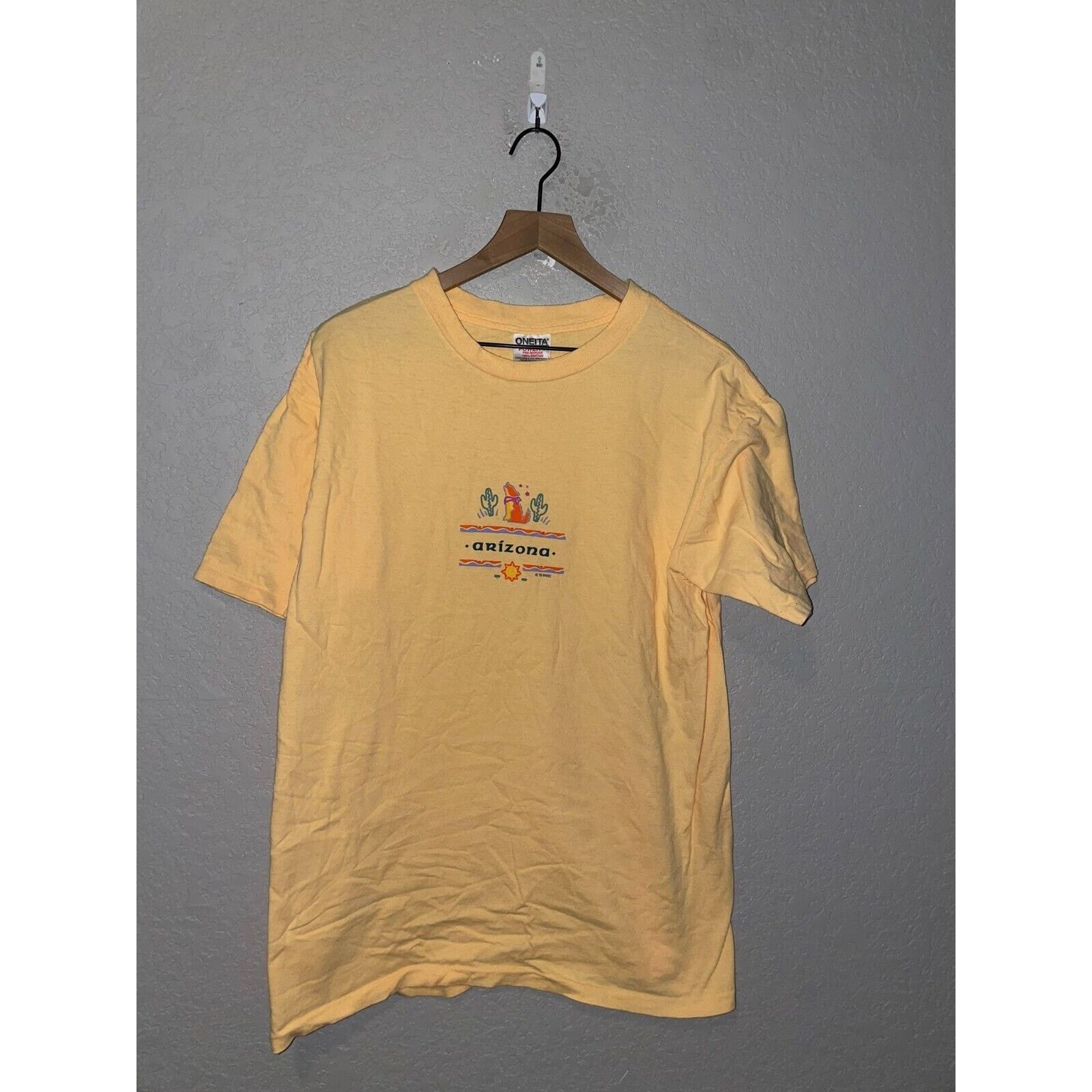Vintage Vintage Arizona Yellow Shirt Coyote Desert Yellow Tee 90s L Size US L / EU 52-54 / 3 - 1 Thumbnail