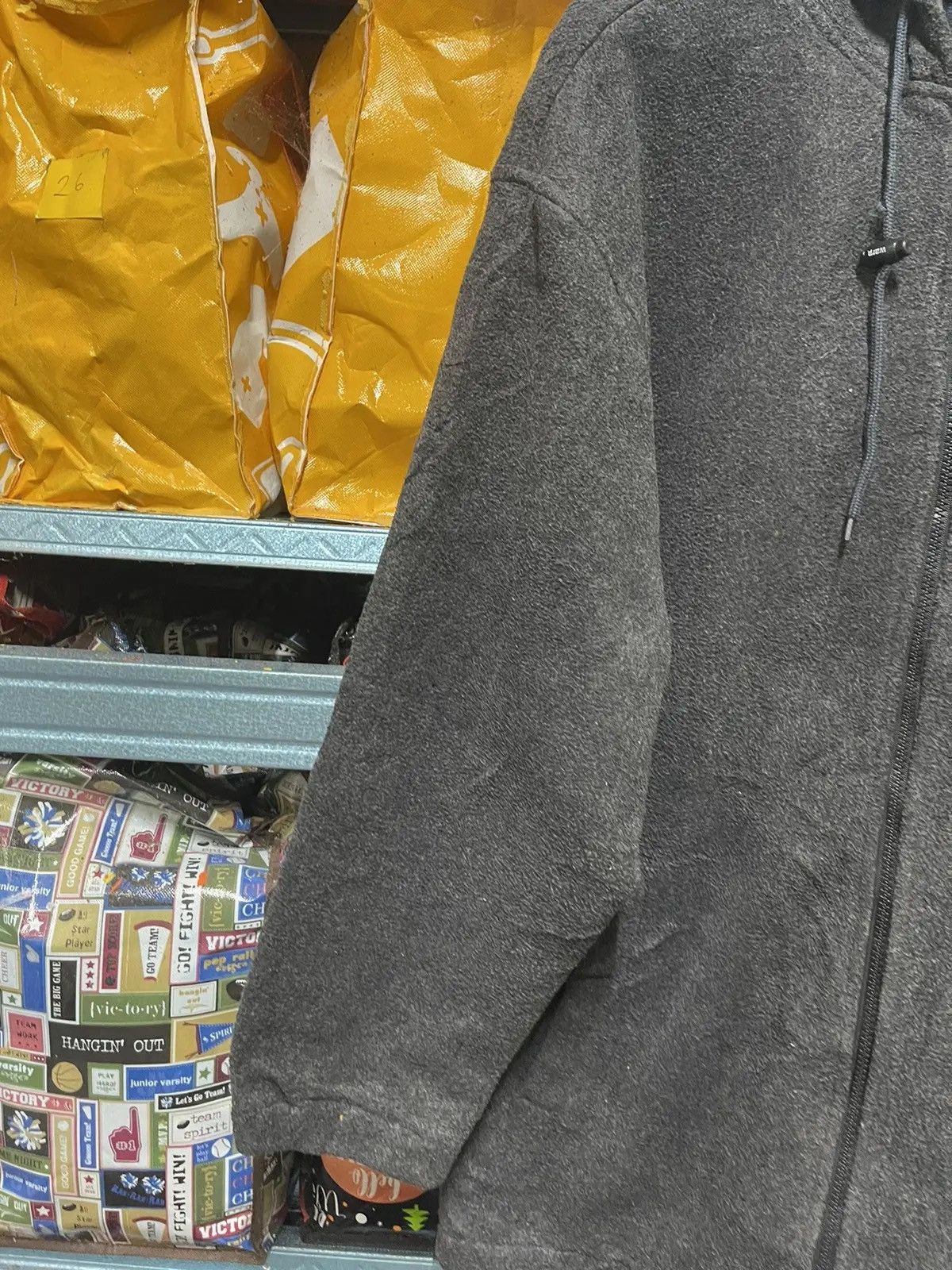 Japanese Brand Vintage Warp Fleece Zip Hoodie – Complete Streetwear Classic Size US L / EU 52-54 / 3 - 9 Thumbnail