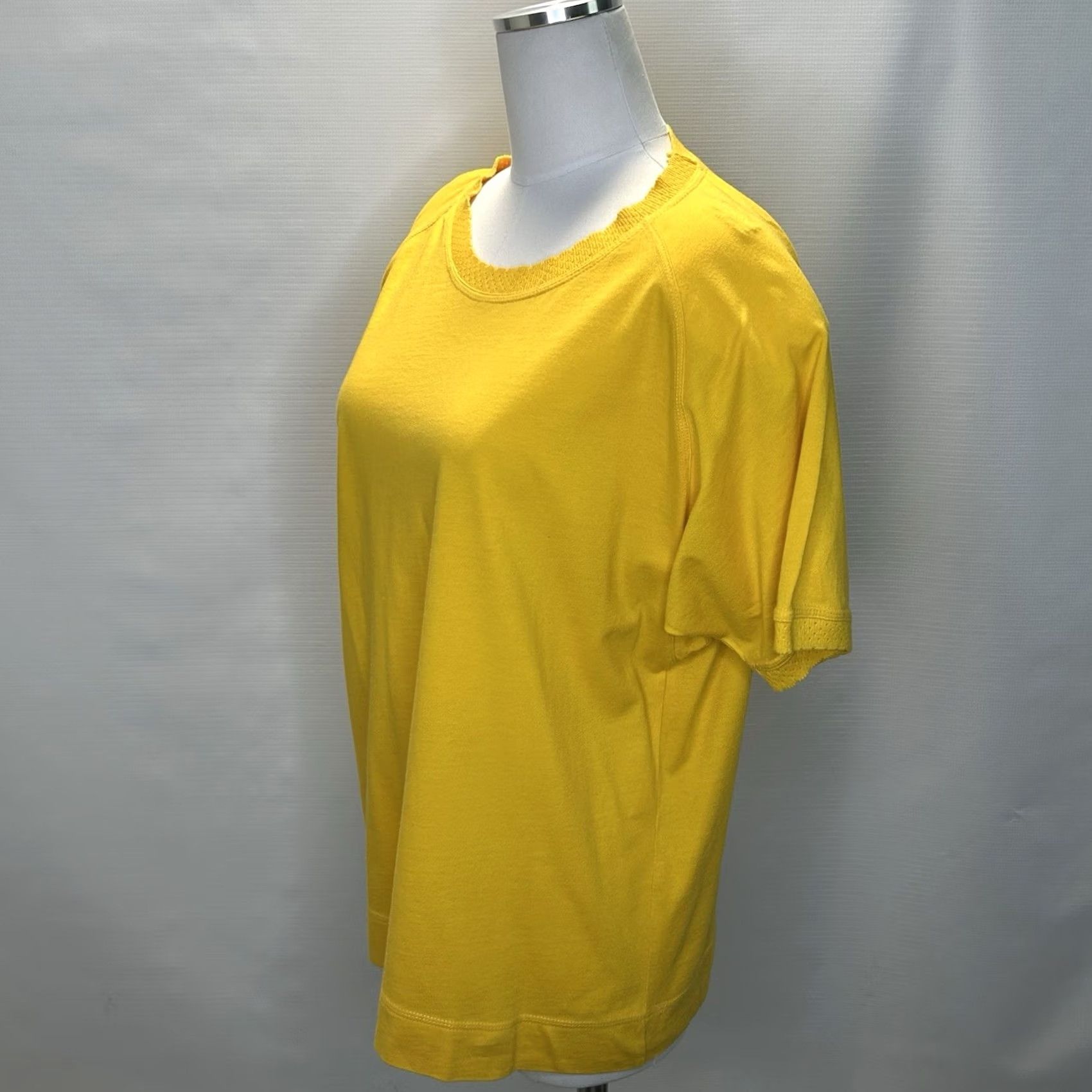Vintage VINTAGE 80s Gene Ewing Bis Shirt Adults Large Yellow T-Shirt Monochrome, 100% Cotton, Hong Kong, Regular Fit, Casual Size L / US 10 / IT 46 - 3 Thumbnail