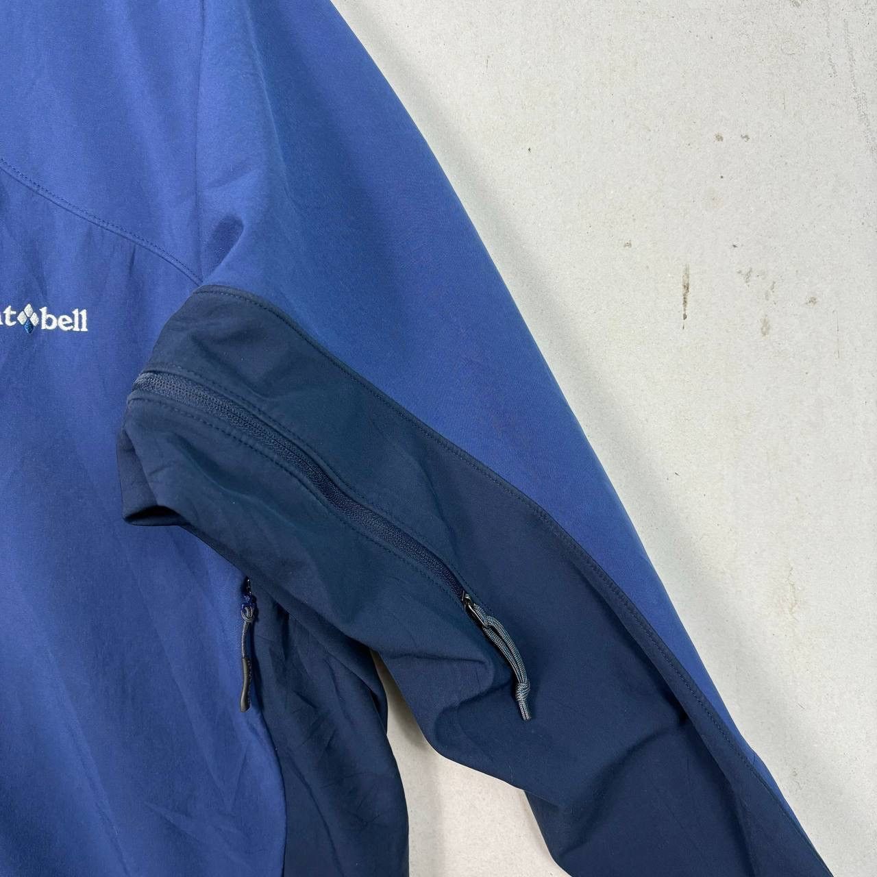 Montbell Montbell Softshell Climbarrier Hooded Jacket in Blue Size US L / EU 52-54 / 3 - 6 Thumbnail