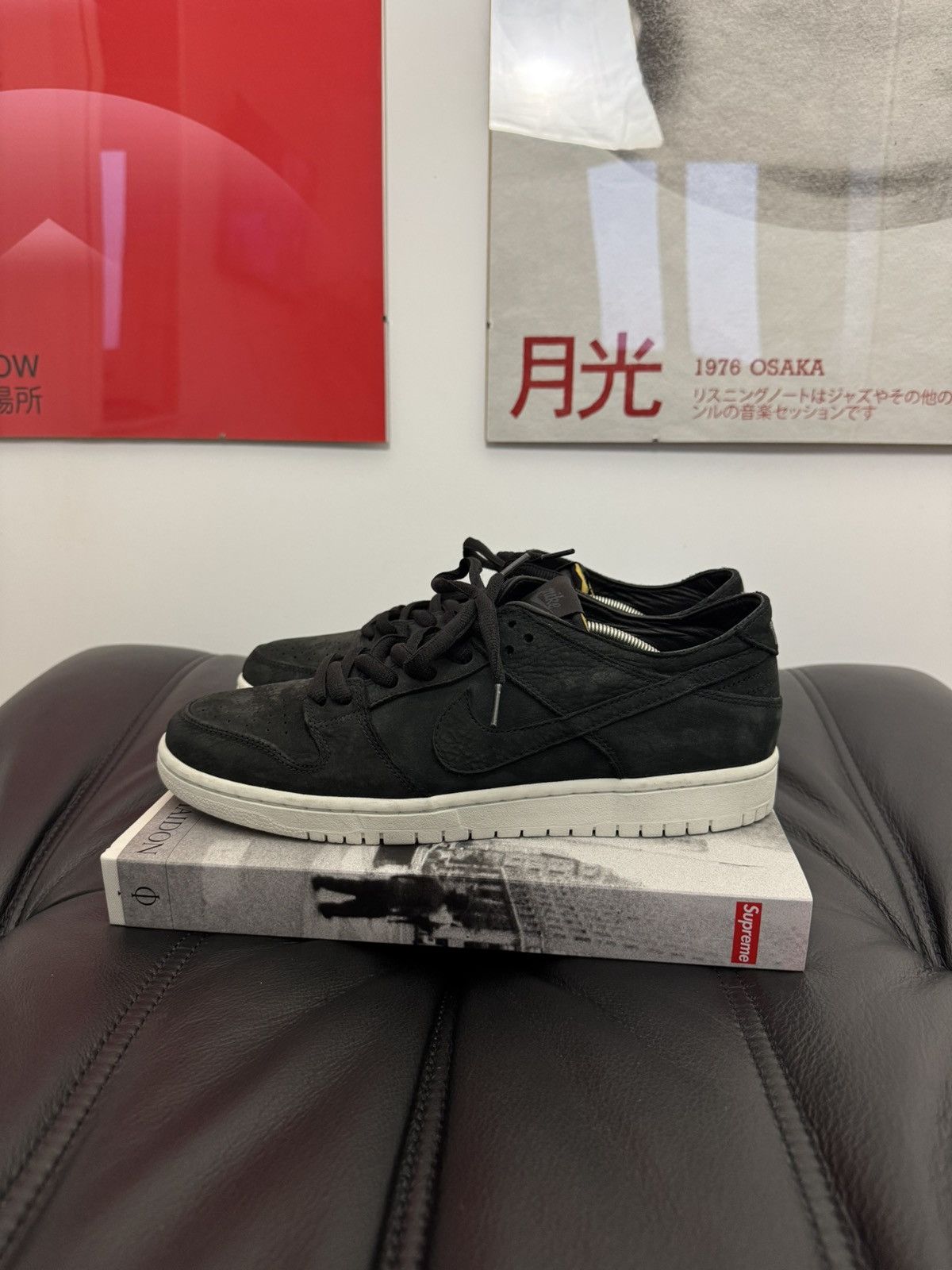 Nike Nike Dunk Low Sb 2017 Black Graphite Cracked Leather Suede Size US 11 / EU 44 - 2 Thumbnail