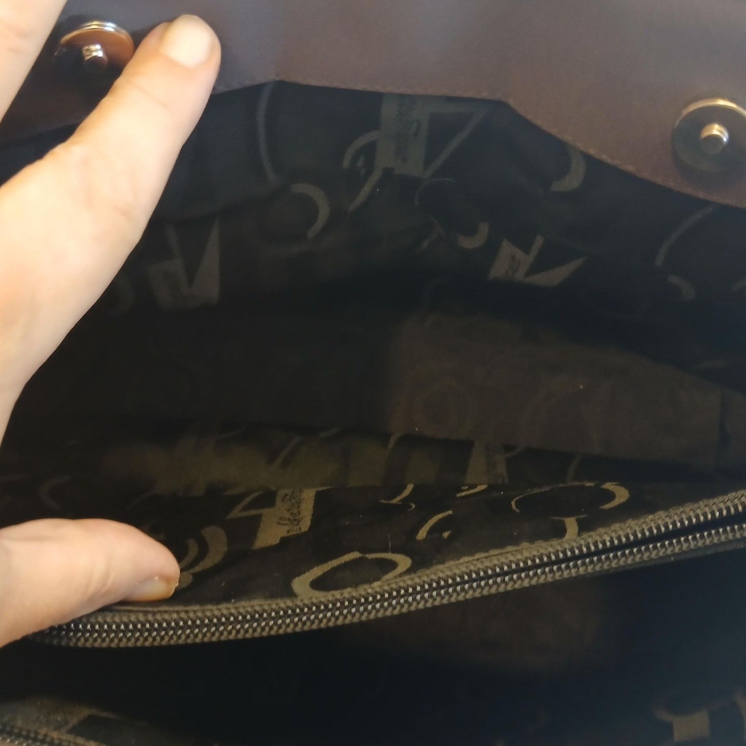 Salvatore Ferragamo Salvatore Ferragamo Vala Tote in Brown with Logo Chain Strap Size ONE SIZE - 9 Thumbnail