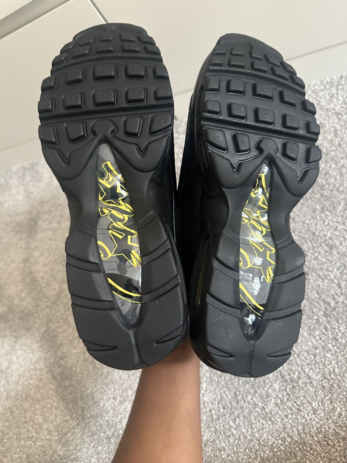 Nike Nike Air Max 95 Honey Black Size US 9 / EU 42 - 3 Thumbnail
