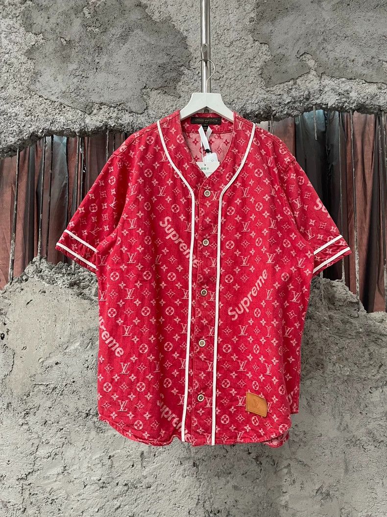 Louis Vuitton Louis Vuitton Baseball shirt with red presbyopia and full Size US S / EU 44-46 / 1 - 1 Thumbnail