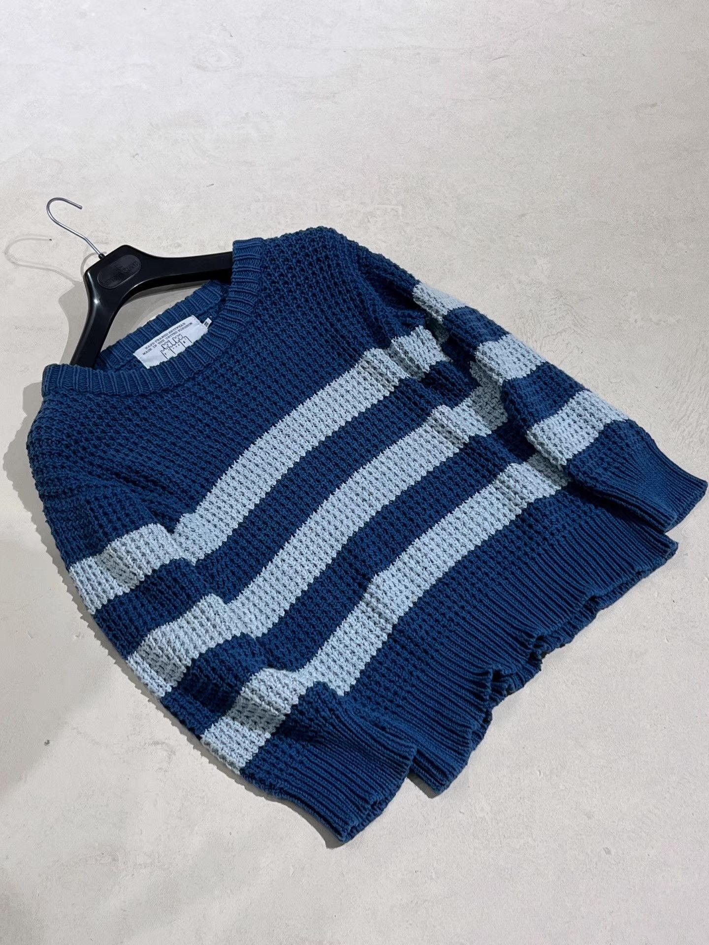 Vintage Vintage Handmade Wool Short PulloverSweater, Made in UK Q13 Size US M / EU 48-50 / 2 - 3 Thumbnail