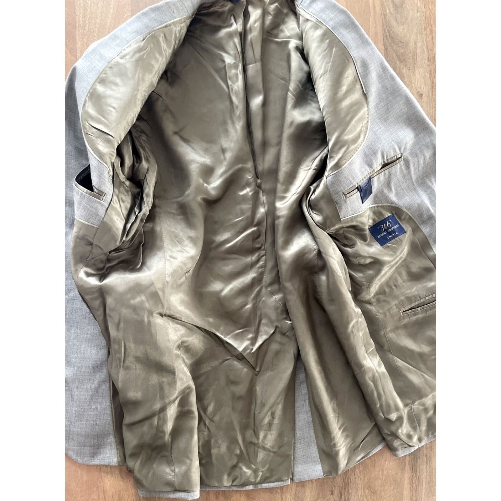 Brooks Brothers Brooks Brothers Blazer Single-Breasted Wool 41R Beige Logo Mens Jacket Regular Fit Blazer, Notch Lapel, Four-Button Sleeve, Dry Clean Only Size 42R - 4 Thumbnail