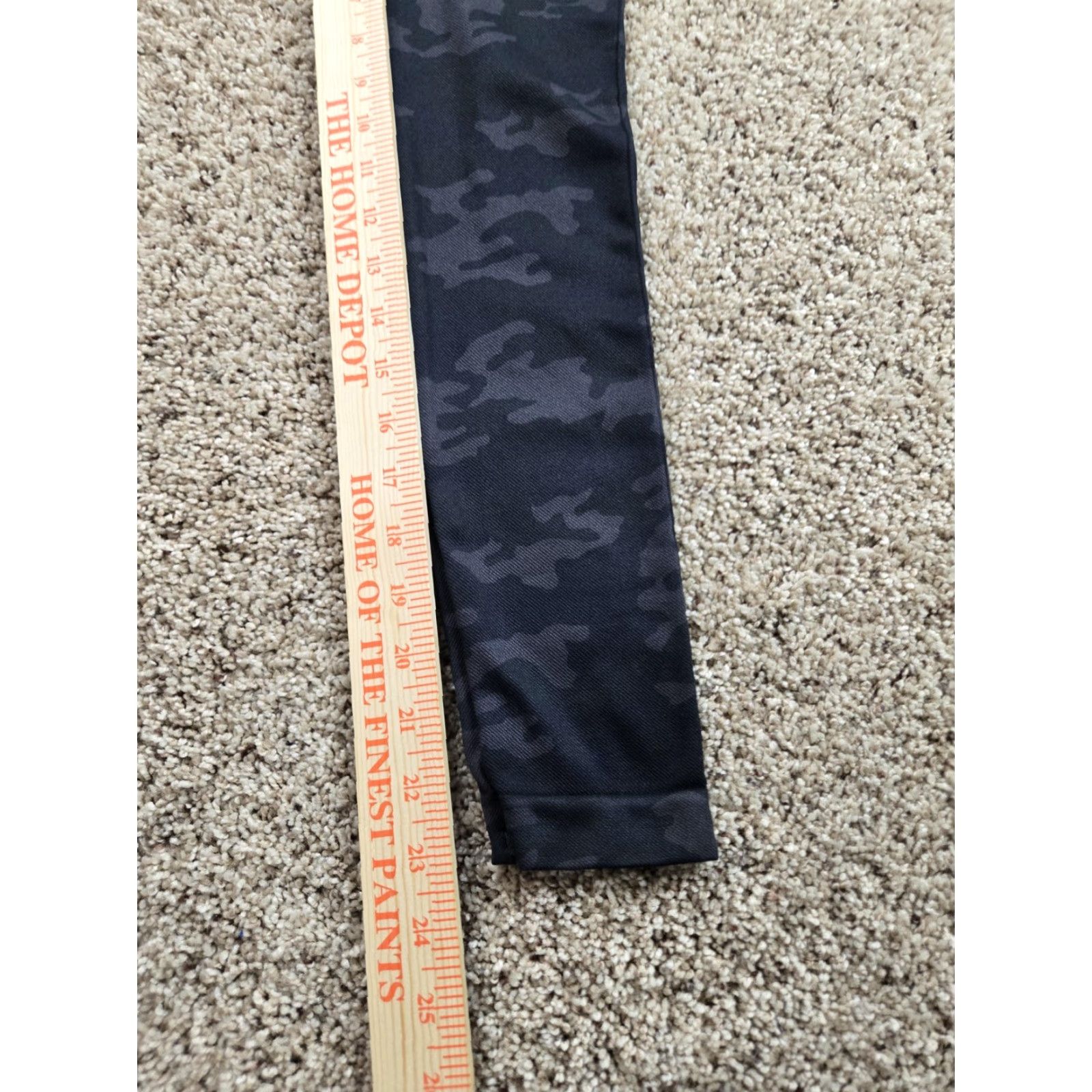 Spanx Spanx Leggings Womens M Black Camouflage High Rise Shaping Look At Me Now Activewear Casual Womens Size 32" / US 10 / IT 46 - 6 Thumbnail