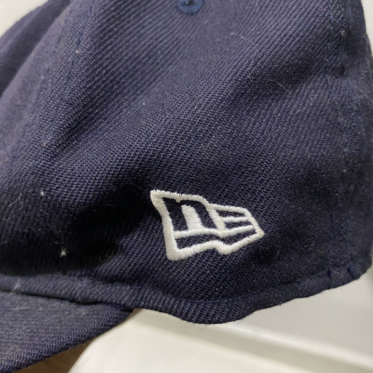 New Era Rare Vintage LA Angels Hat 7 3/8 New Era Baseball Black Size ONE SIZE - 2 Thumbnail