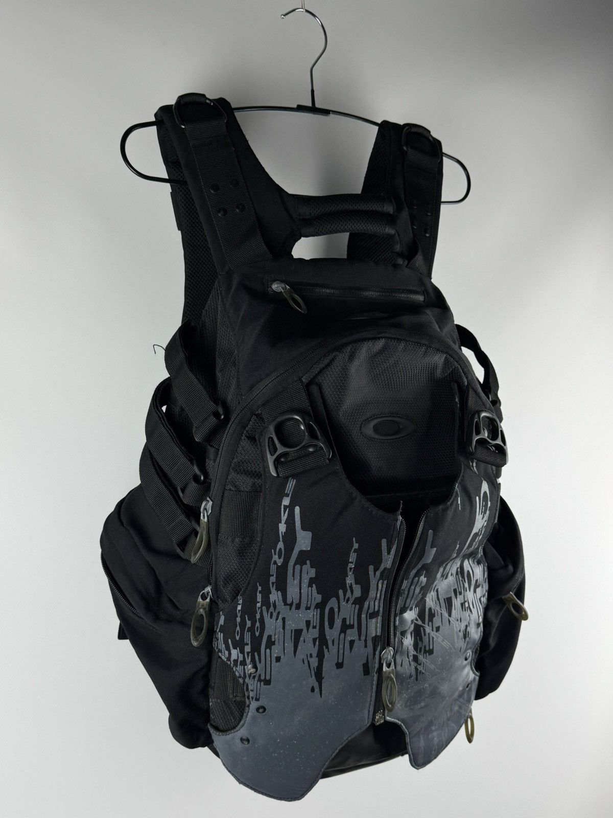 Vintage 00s Oakley Icon 2.0 Tactical Field Gear Graphic Edt
