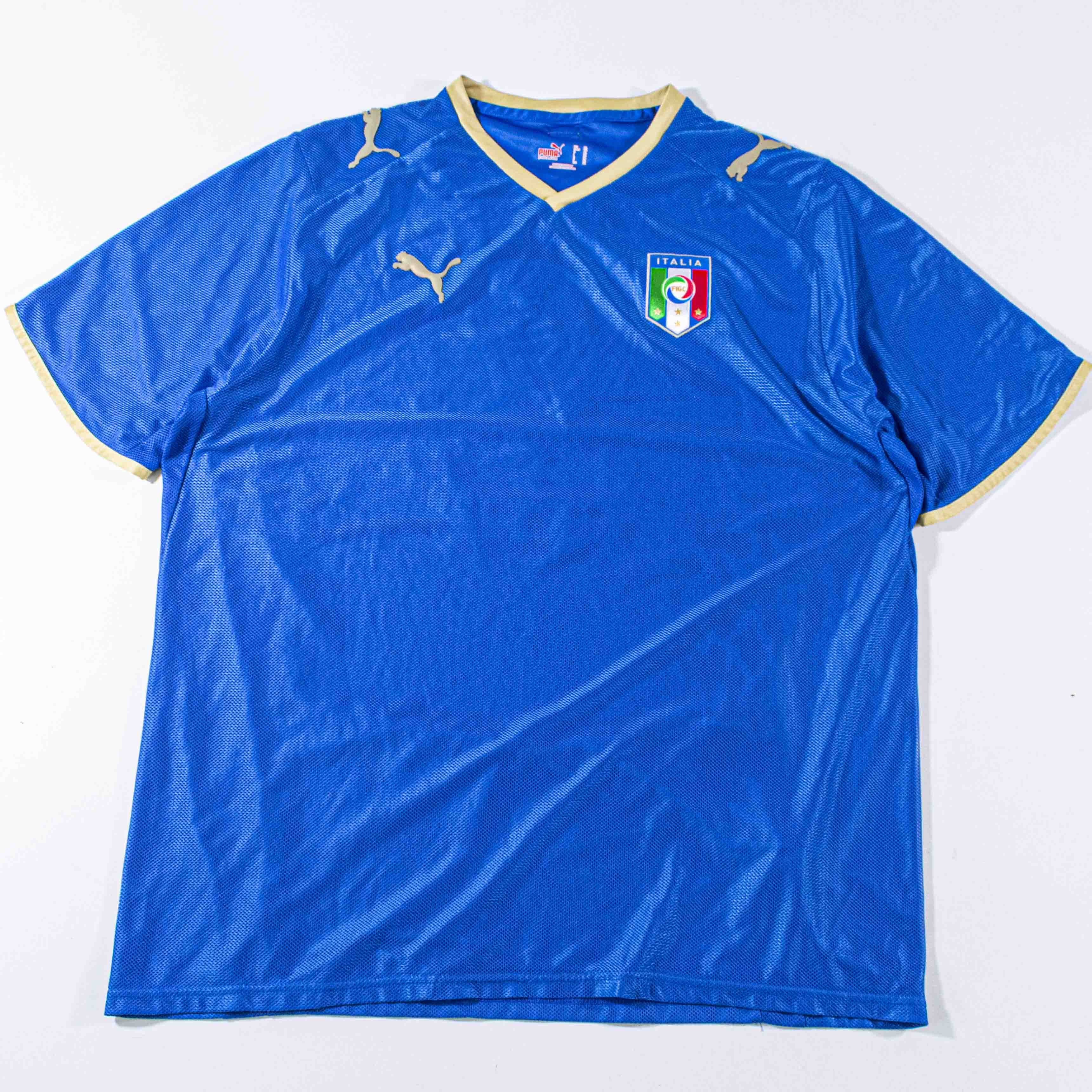 Puma Vintage Puma 2007 2008 Italy Home Jersey Luca Toni 9 Euro Size US XL / EU 56 / 4 - 2 Thumbnail