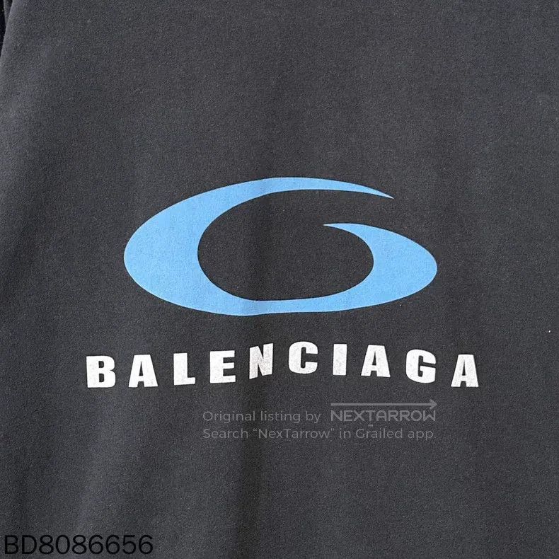 Balenciaga Balenciaga Ring logo short-sleeve Size US L / EU 52-54 / 3 - 5 Thumbnail