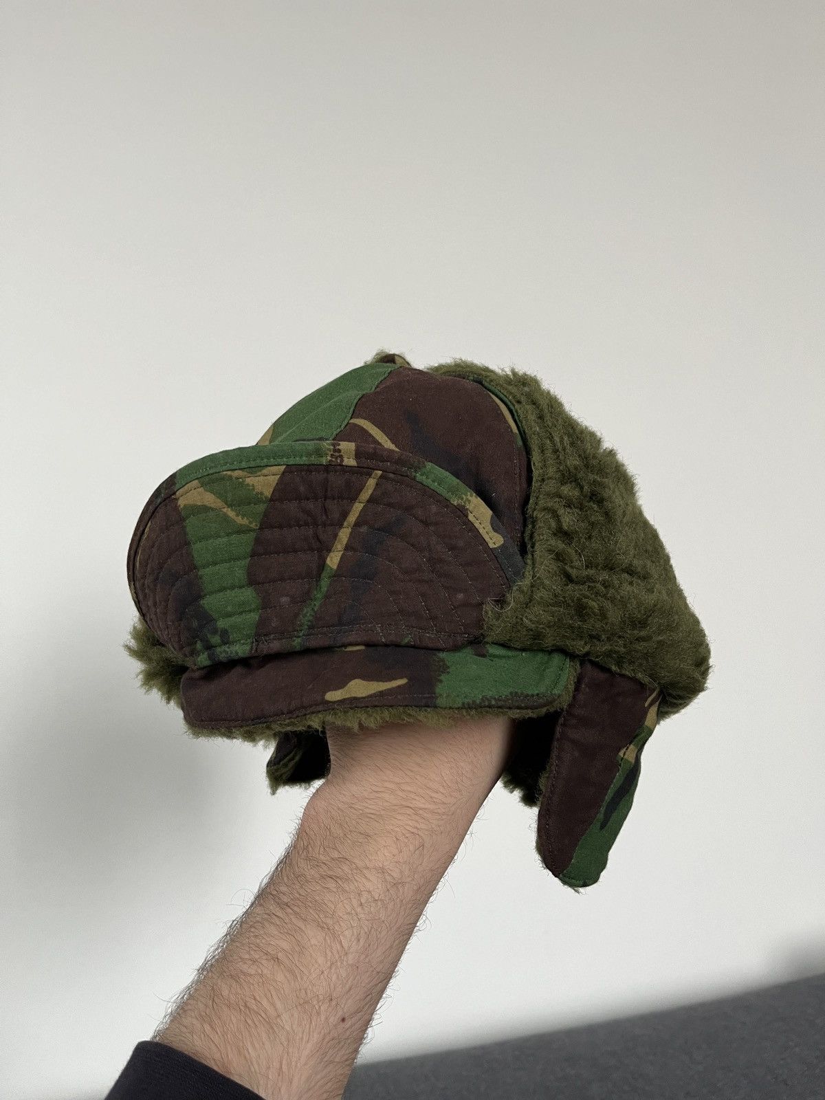 Vintage Kurt Cobain Style DPM Camo Trapper Hat Military Ushanka Size ONE SIZE - 22 Thumbnail