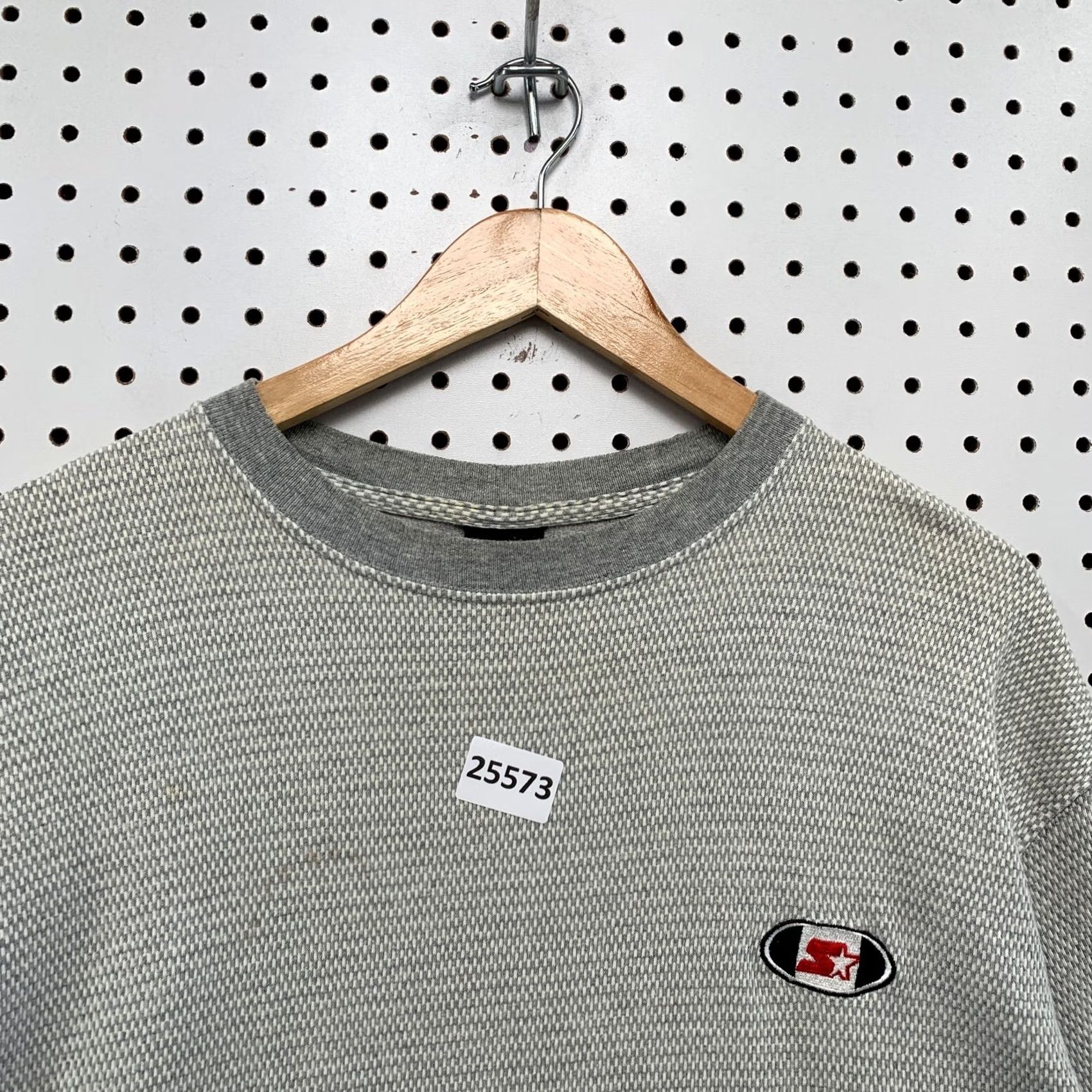 Starter VINTAGE Starter Shirt Gray White Knit Striped Adult XL Short Sleeve 90s Mens Size US XL / EU 56 / 4 - 7 Thumbnail