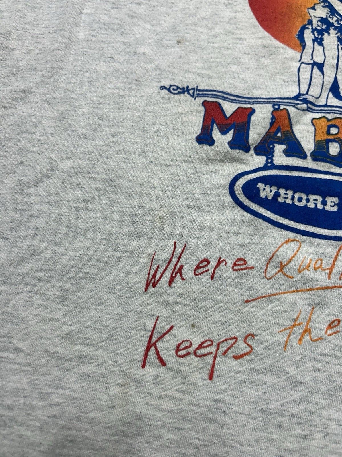 Vintage Vtg 80s t shirt Mabel’s whorehouse Las Vegas distressed larg Size US L / EU 52-54 / 3 - 3 Thumbnail