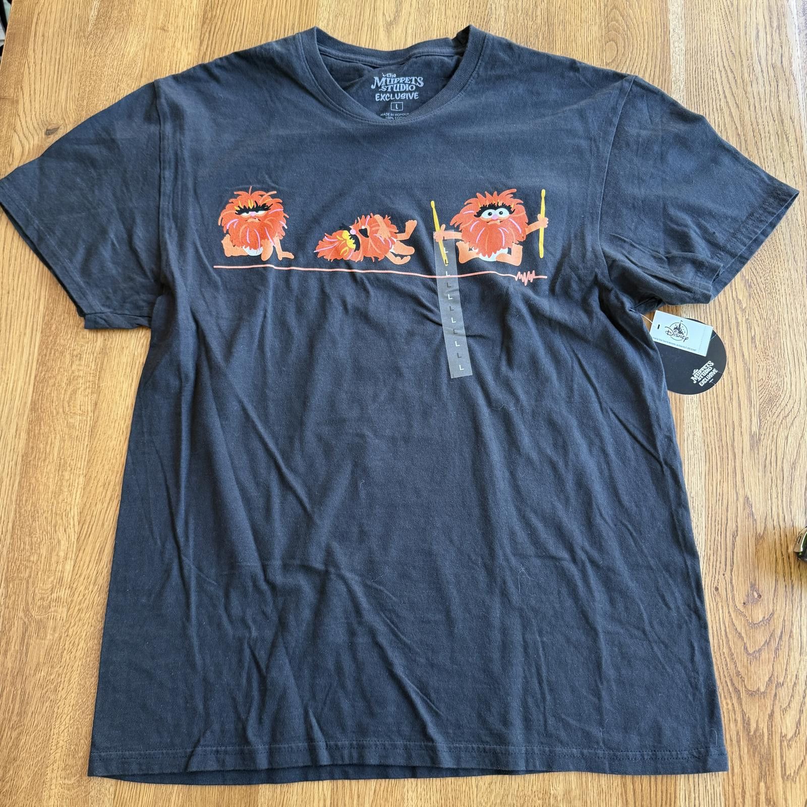 Designer The Muppets Studio D23 Exclusive T-Shirt Baby Animal Drum Size US L / EU 52-54 / 3 - 2 Thumbnail